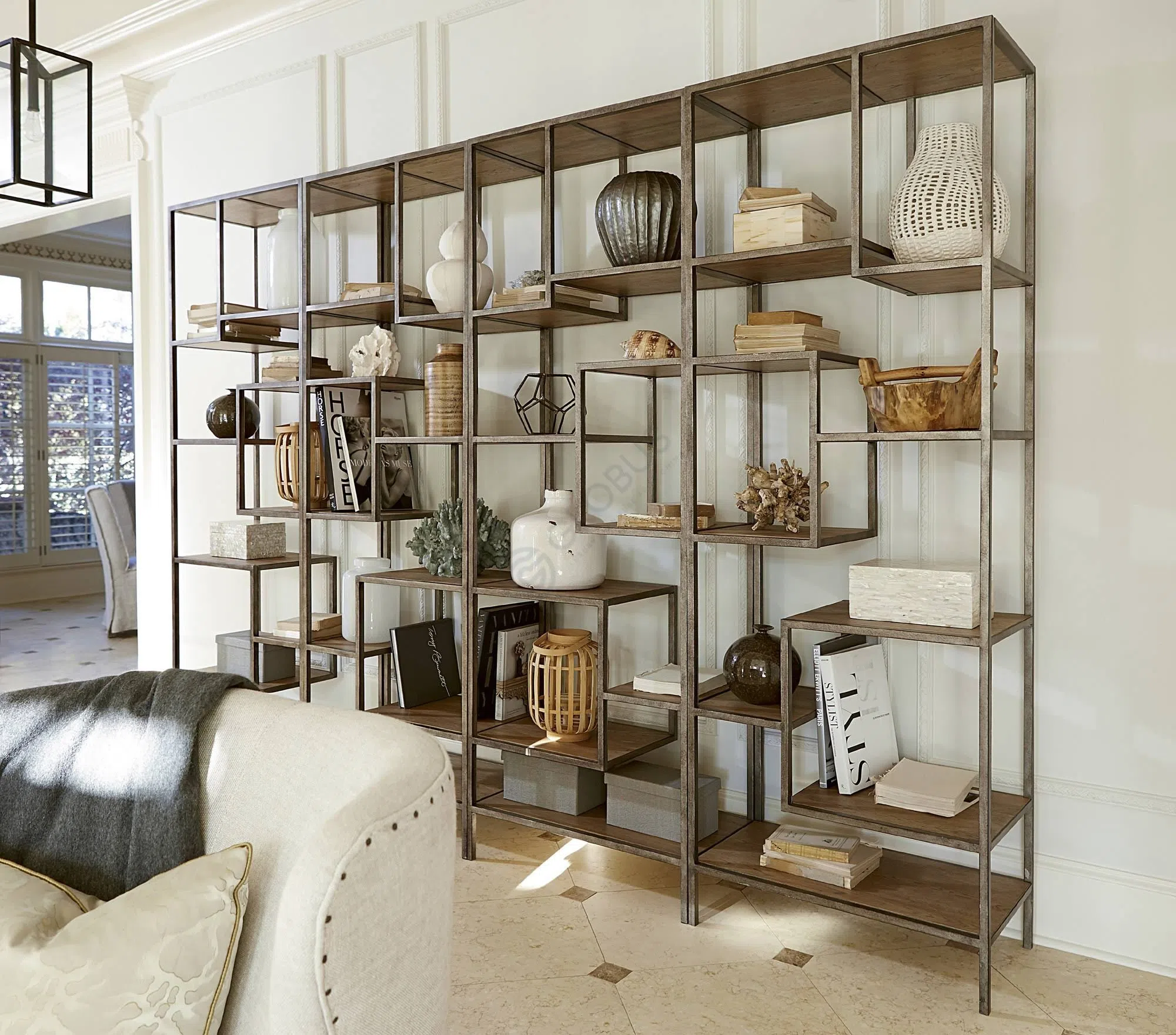 Bookshelf UNIVERSAL FURNITURE Moderne Muse