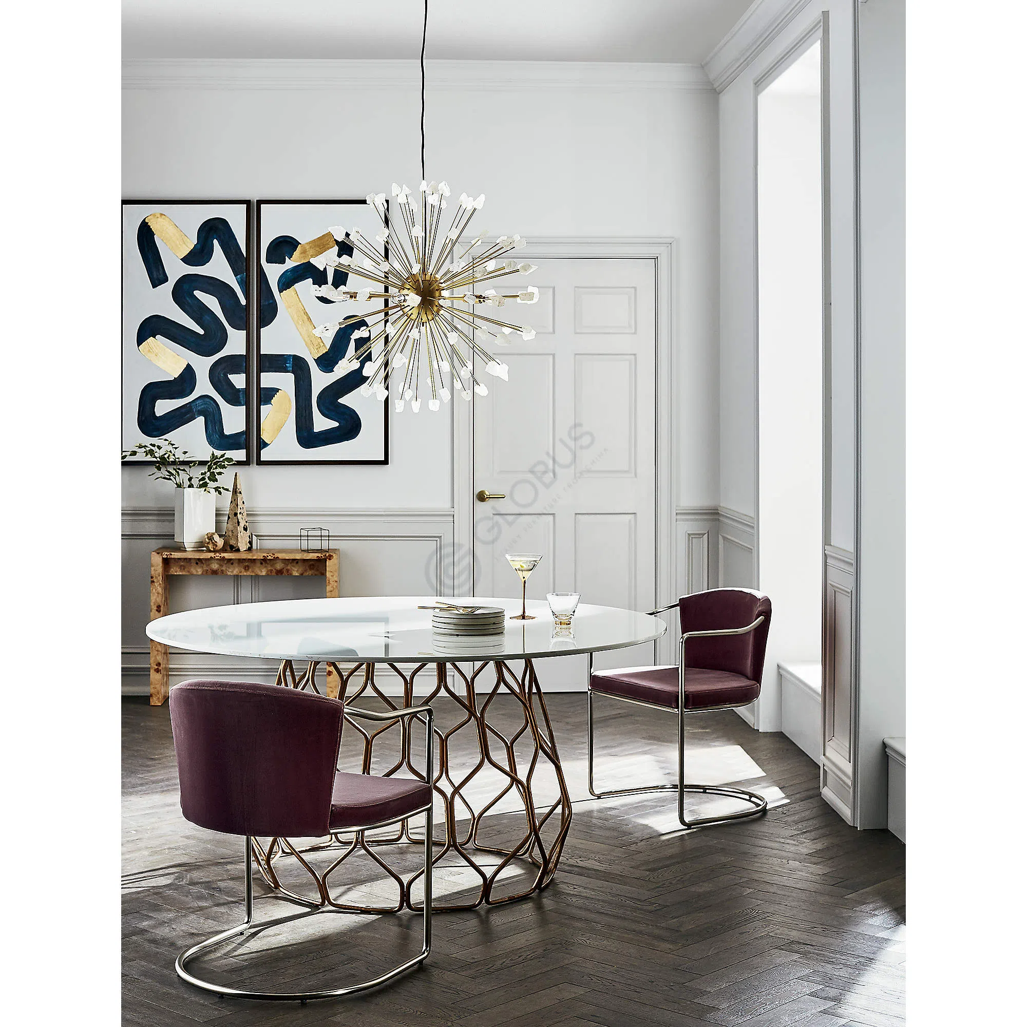 Dining table CRE8 Circuit