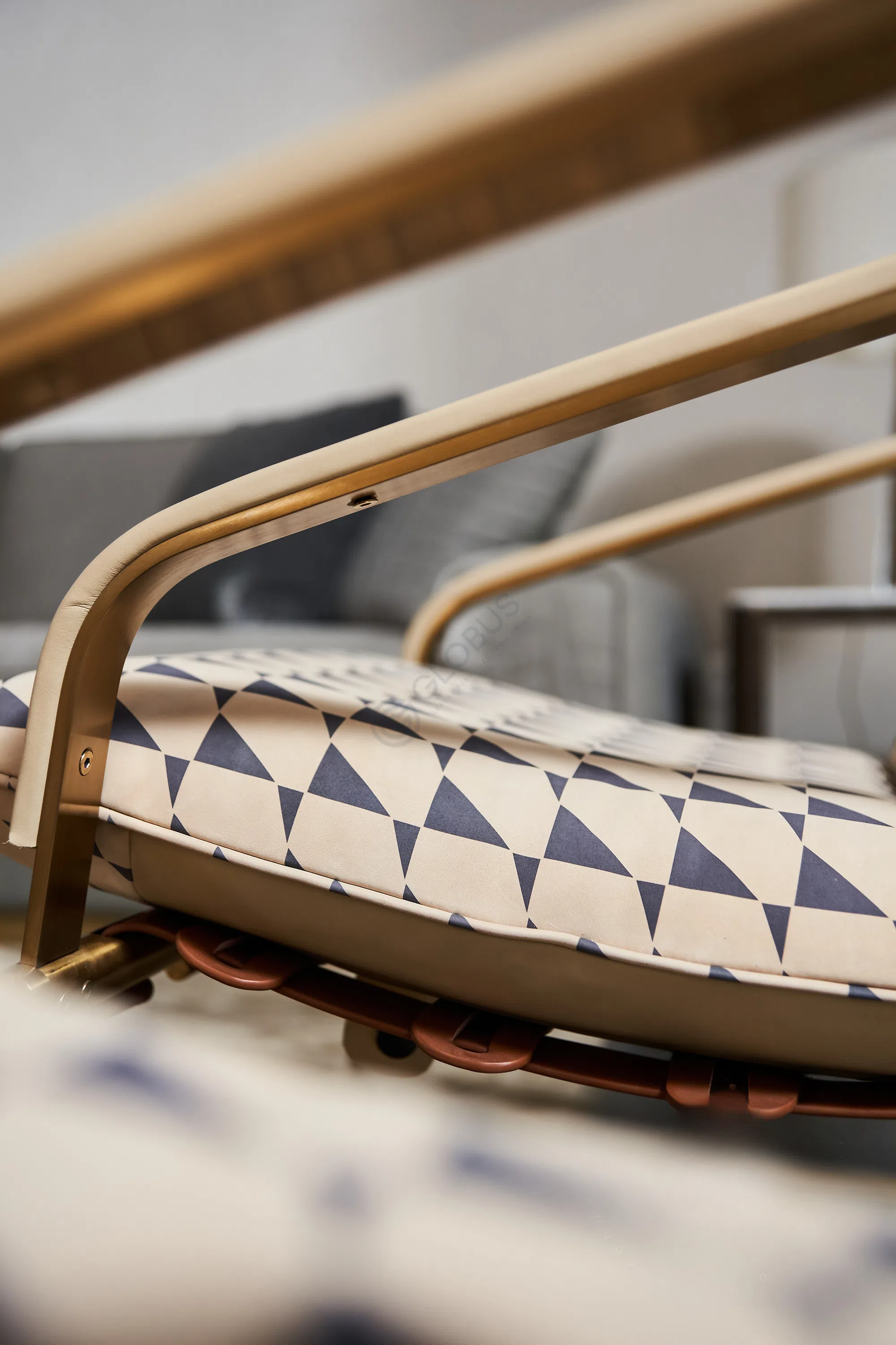 Armchair HESSENTIA Pauline