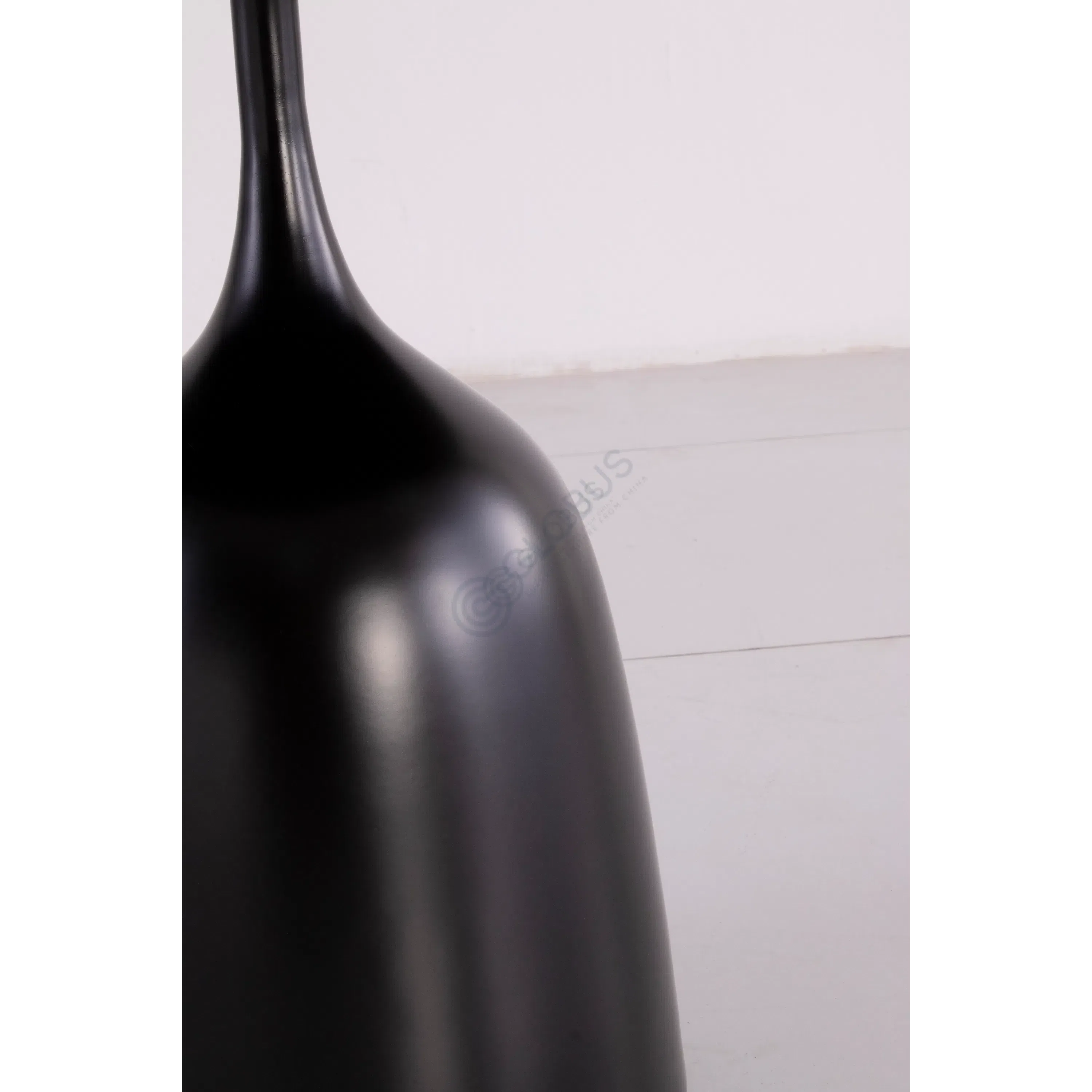 Угловой столик ATMOSPHERA Gabin