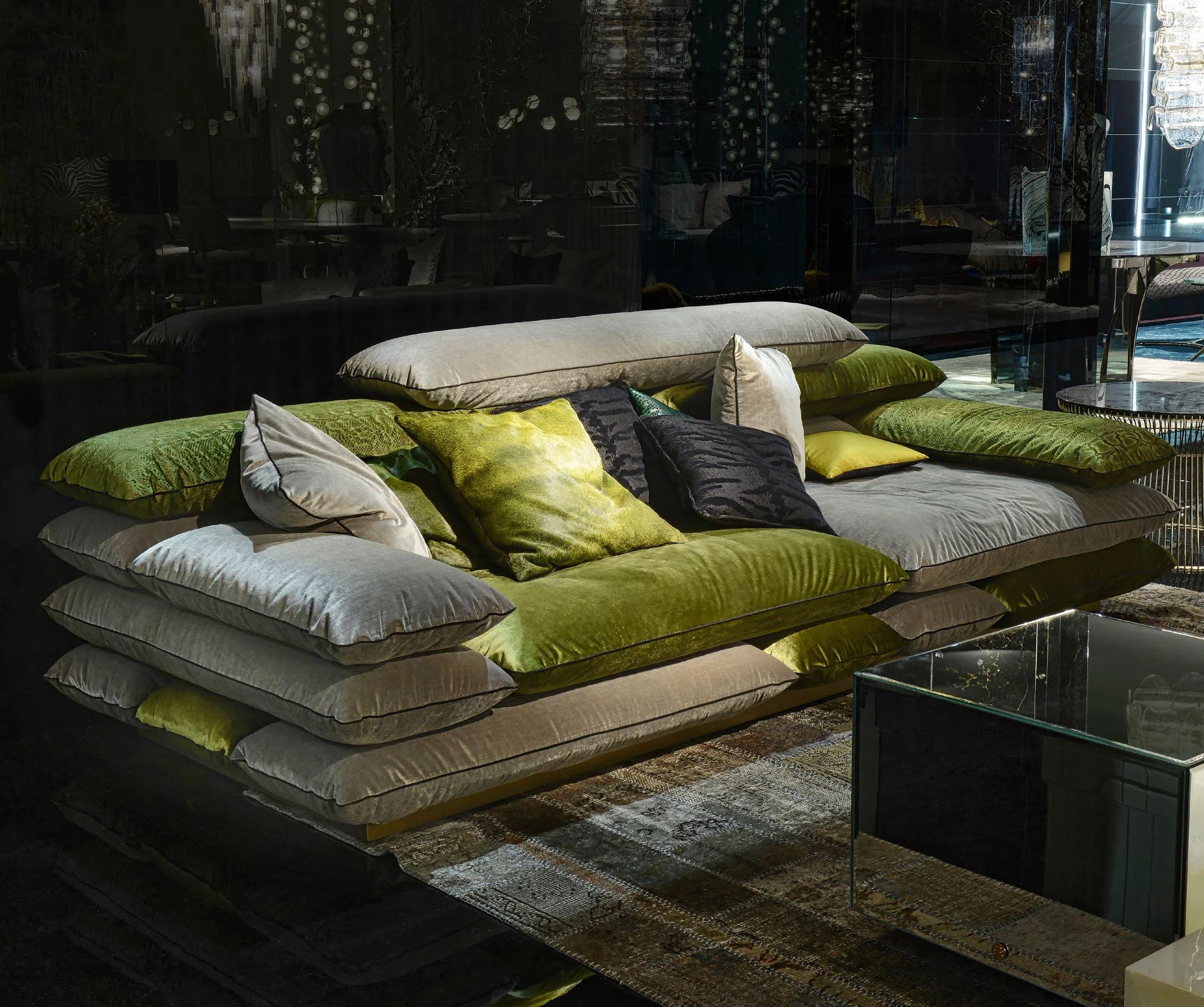 Sofa ROBERTO CAVALLI Template