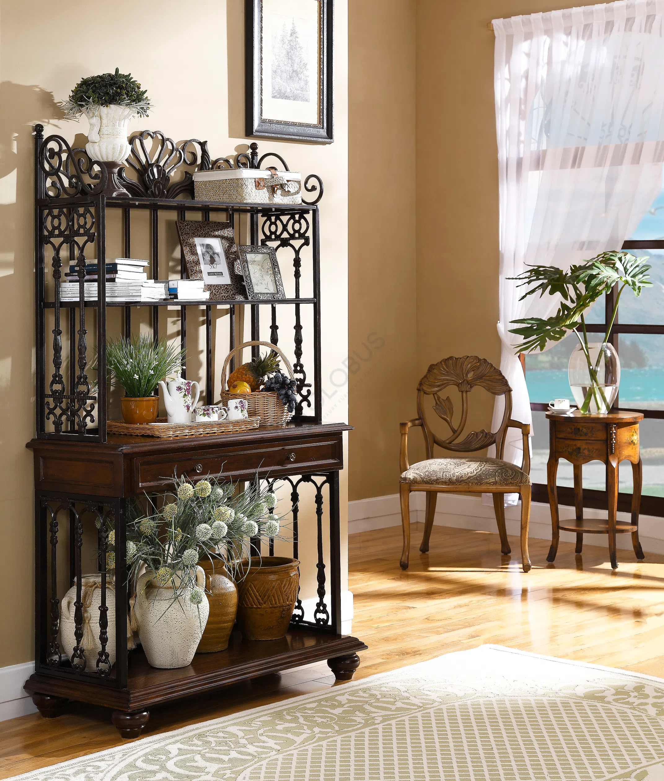 Side table Tommasina