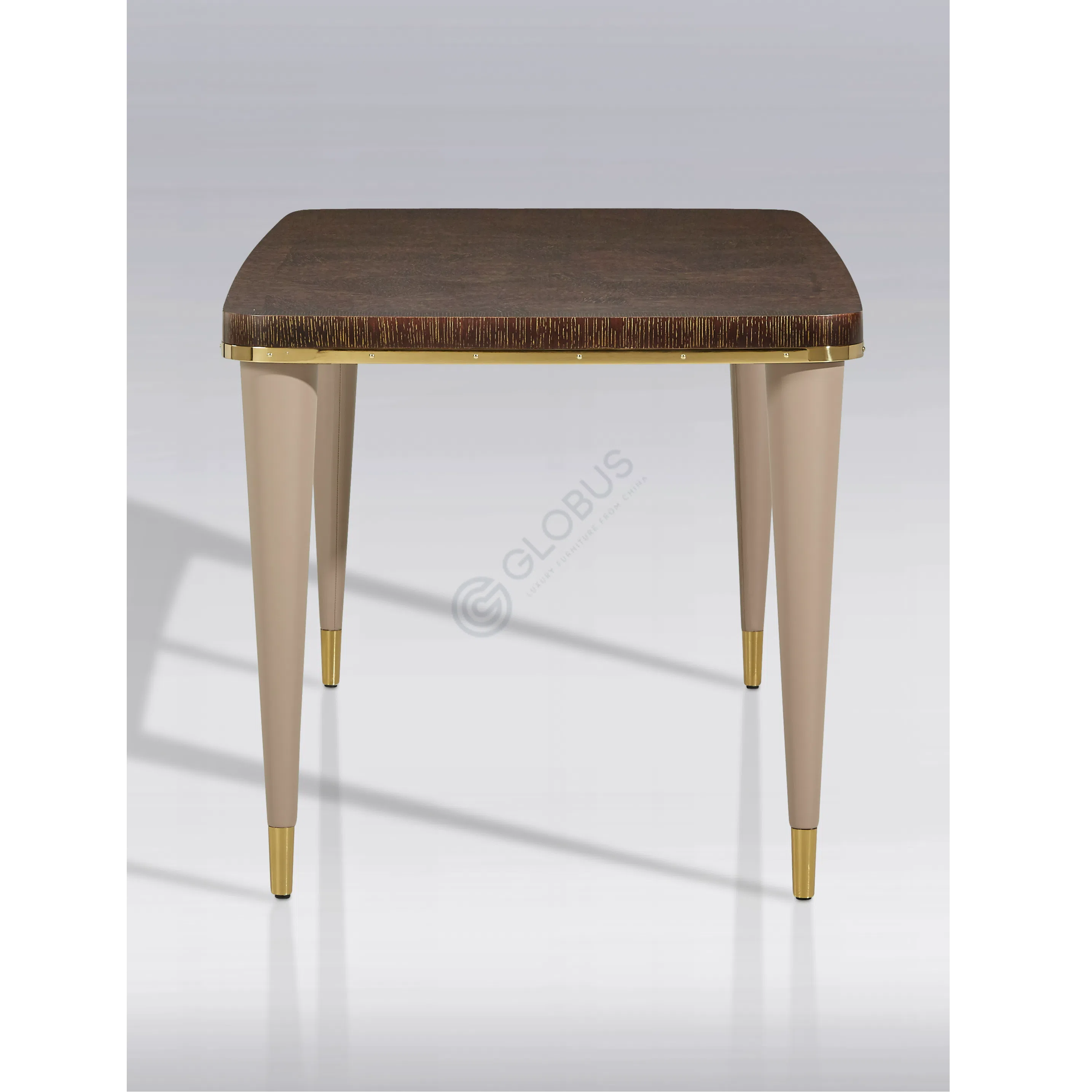 Dining table Reverberate