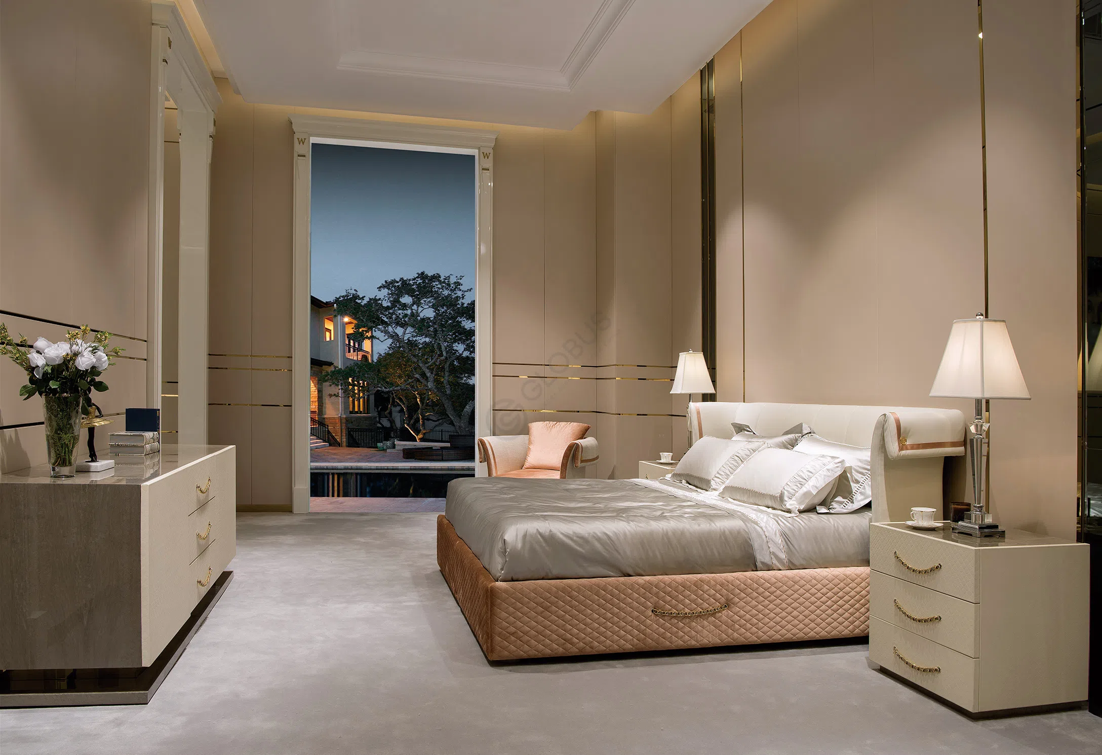 Bed COLOMBO STILE Rue Cambon