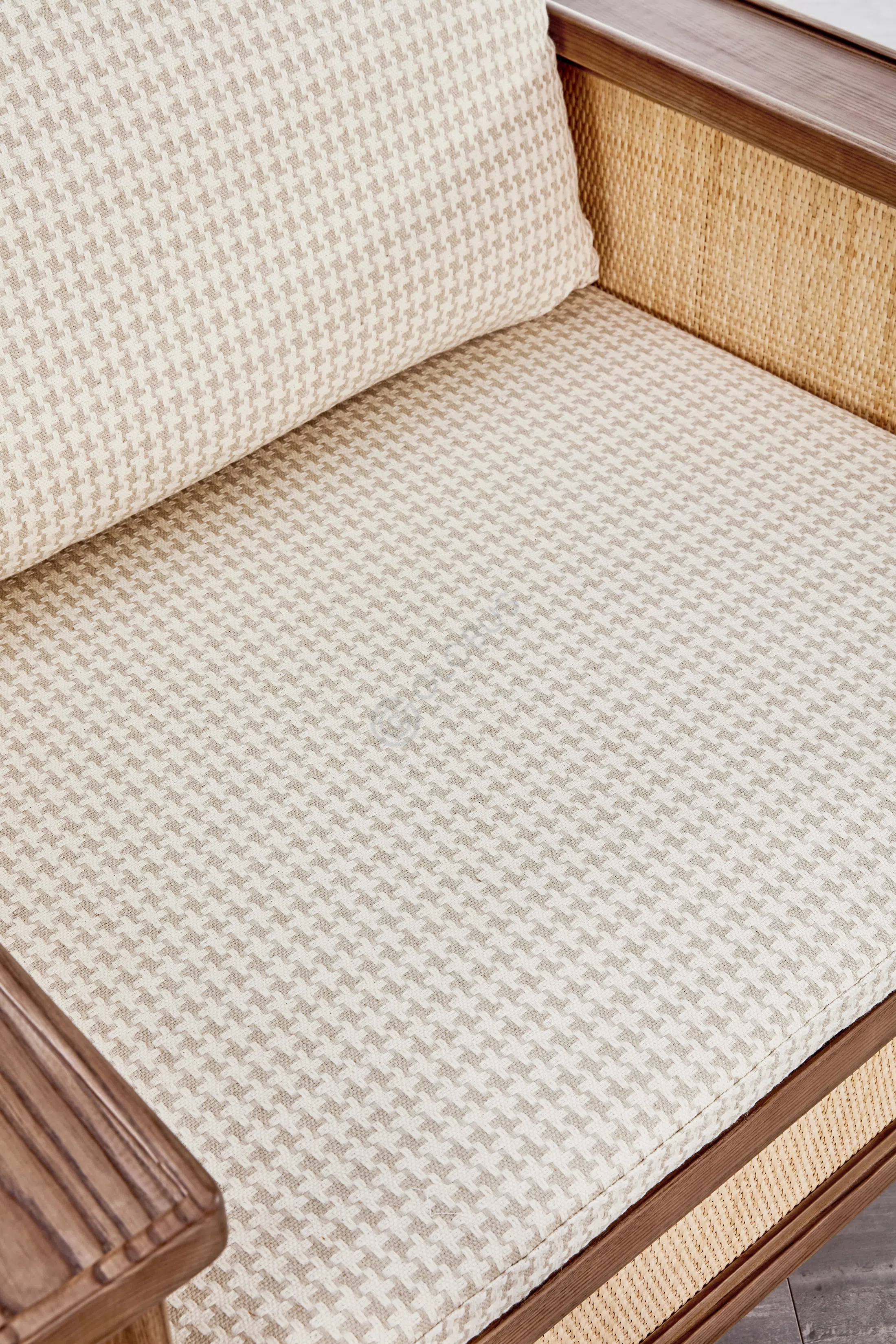 Armchair Harpocrates