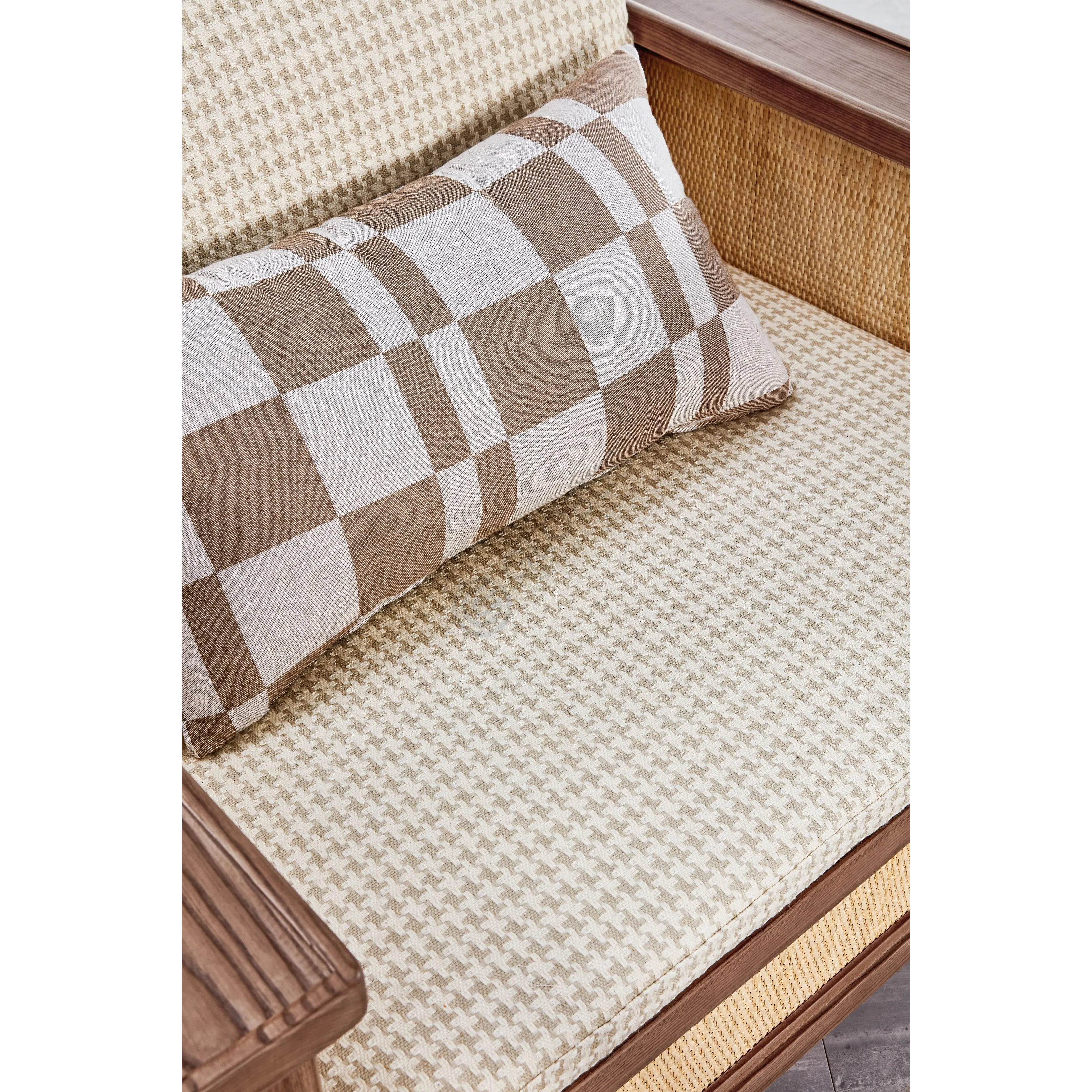 Armchair Harpocrates