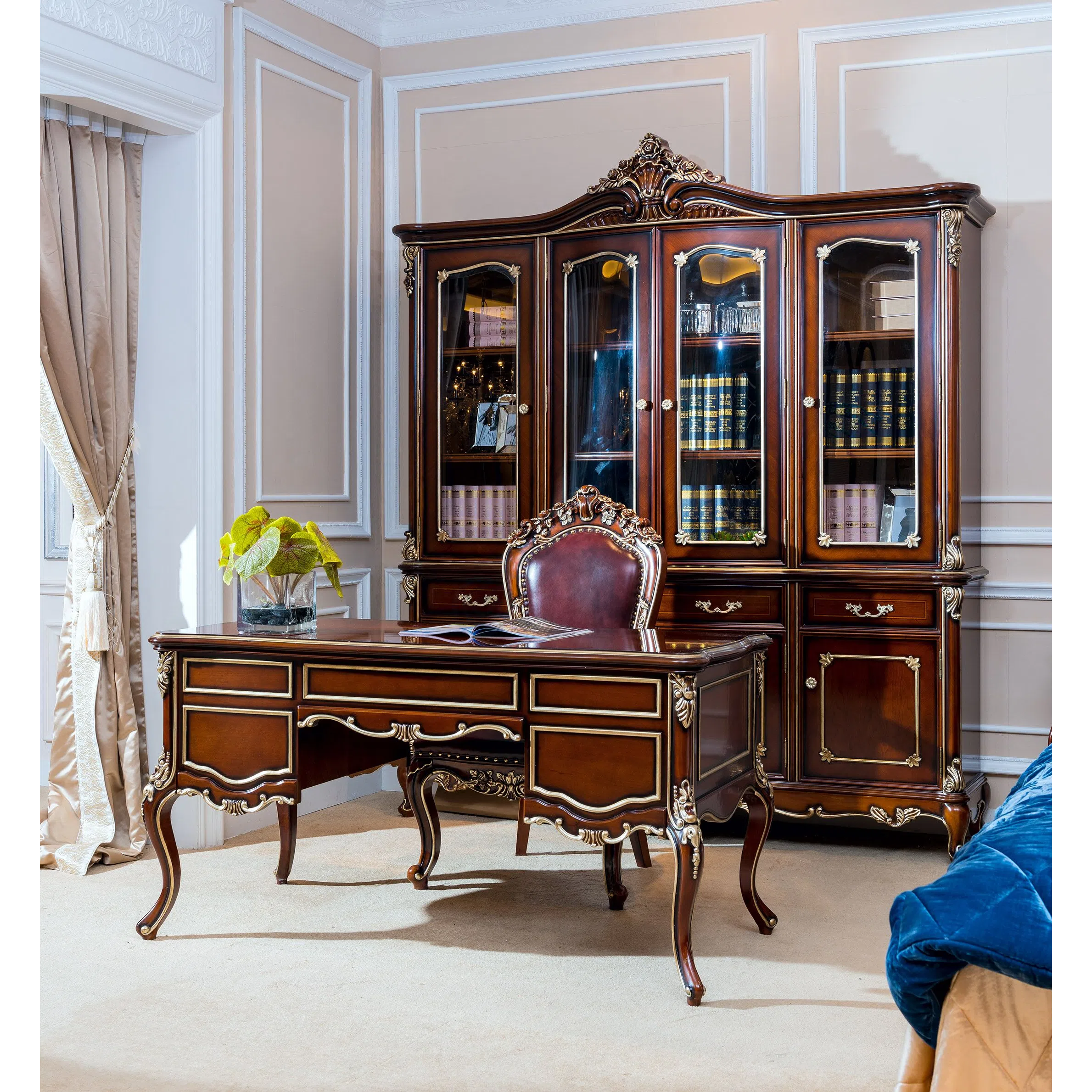 Стол для кабинета Bellova