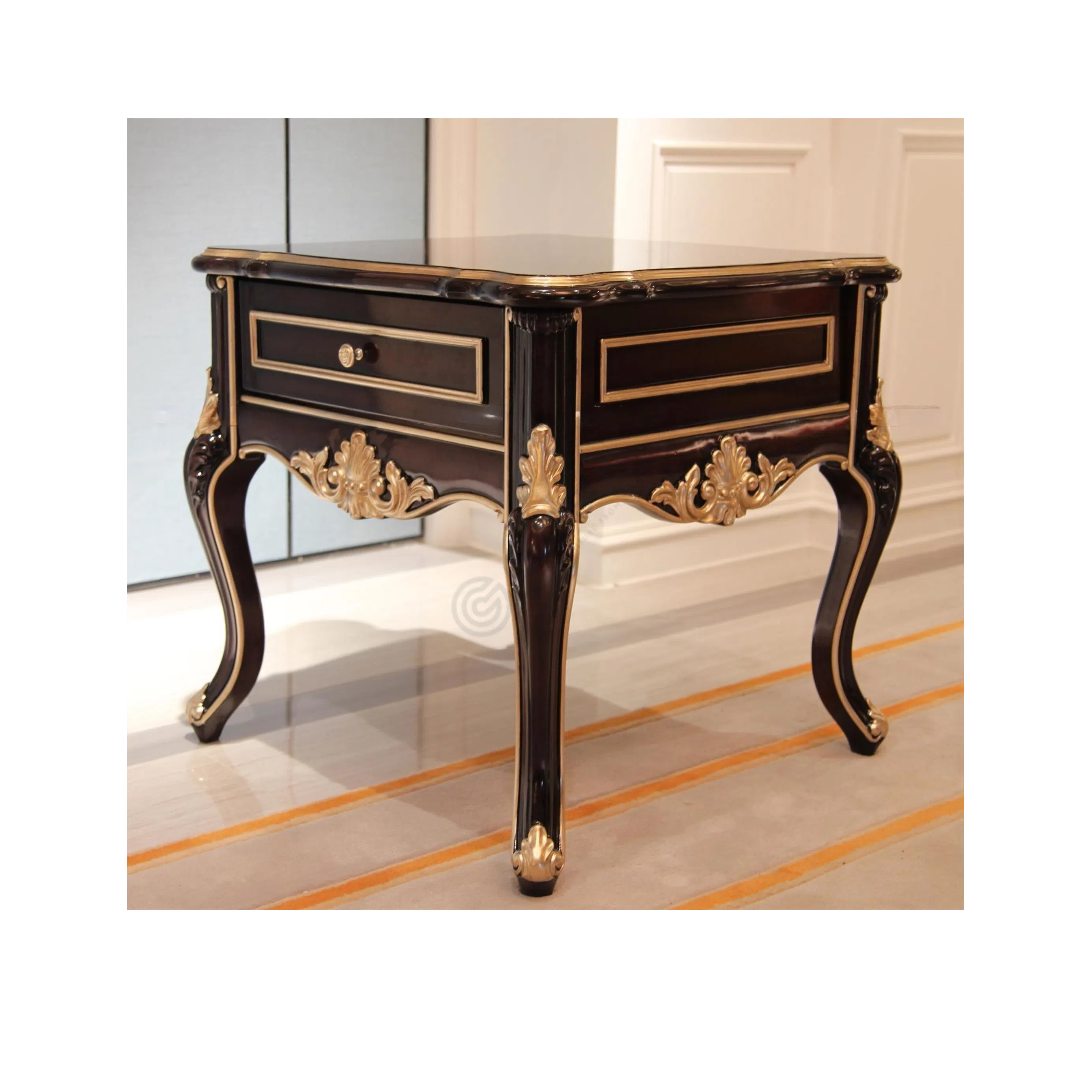 Side table Tarchiato