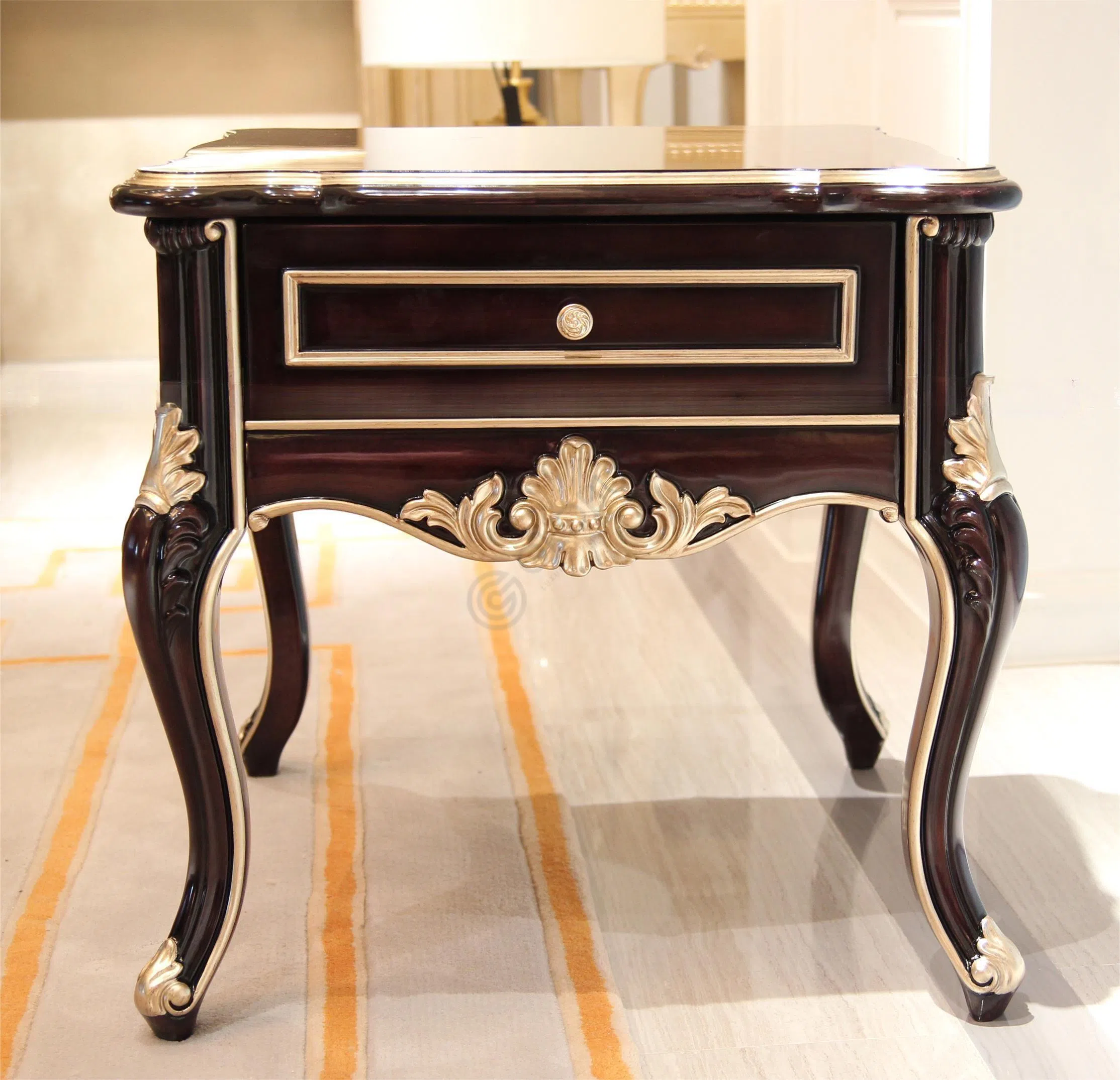 Side table Tarchiato