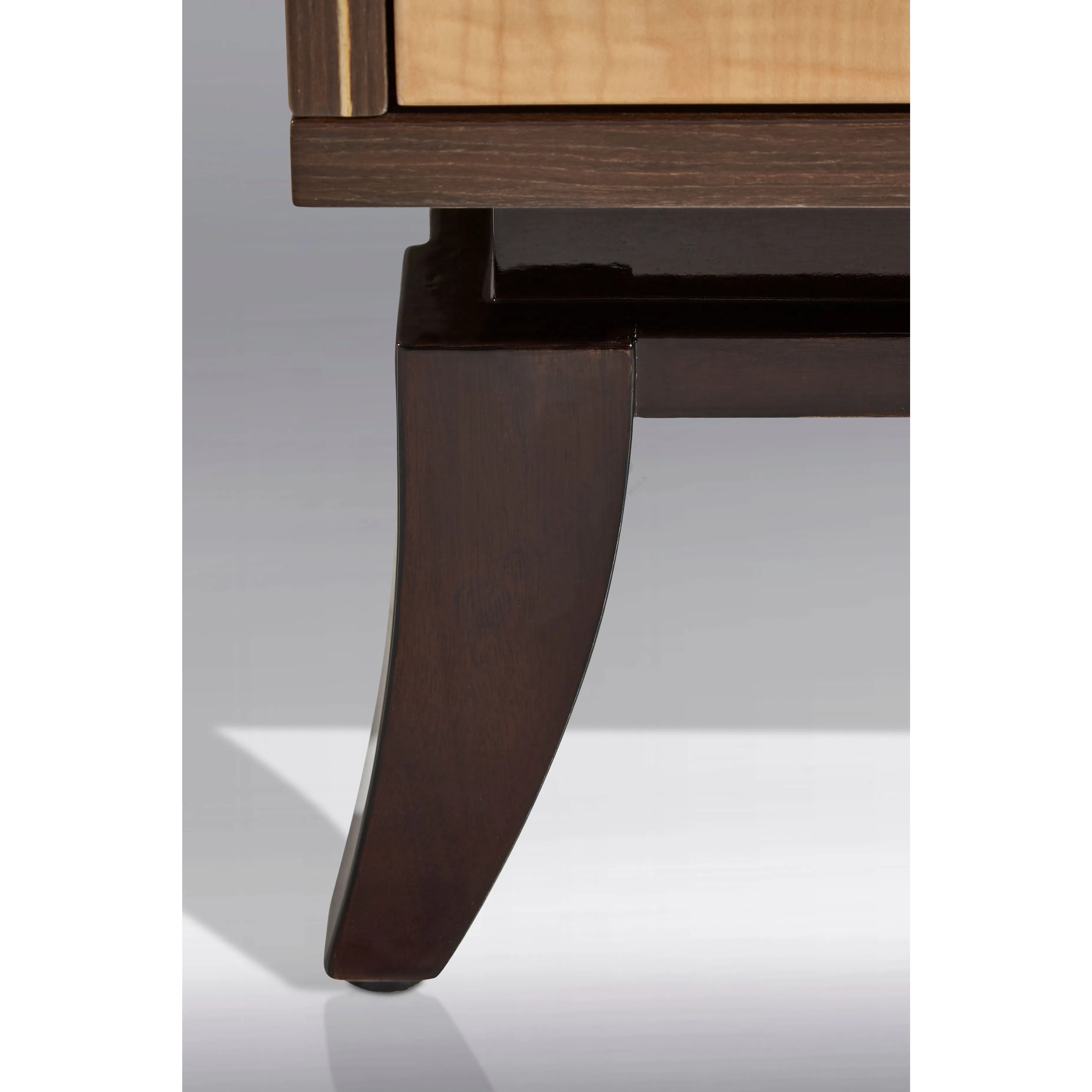 Прикроватная тумба Harlowe