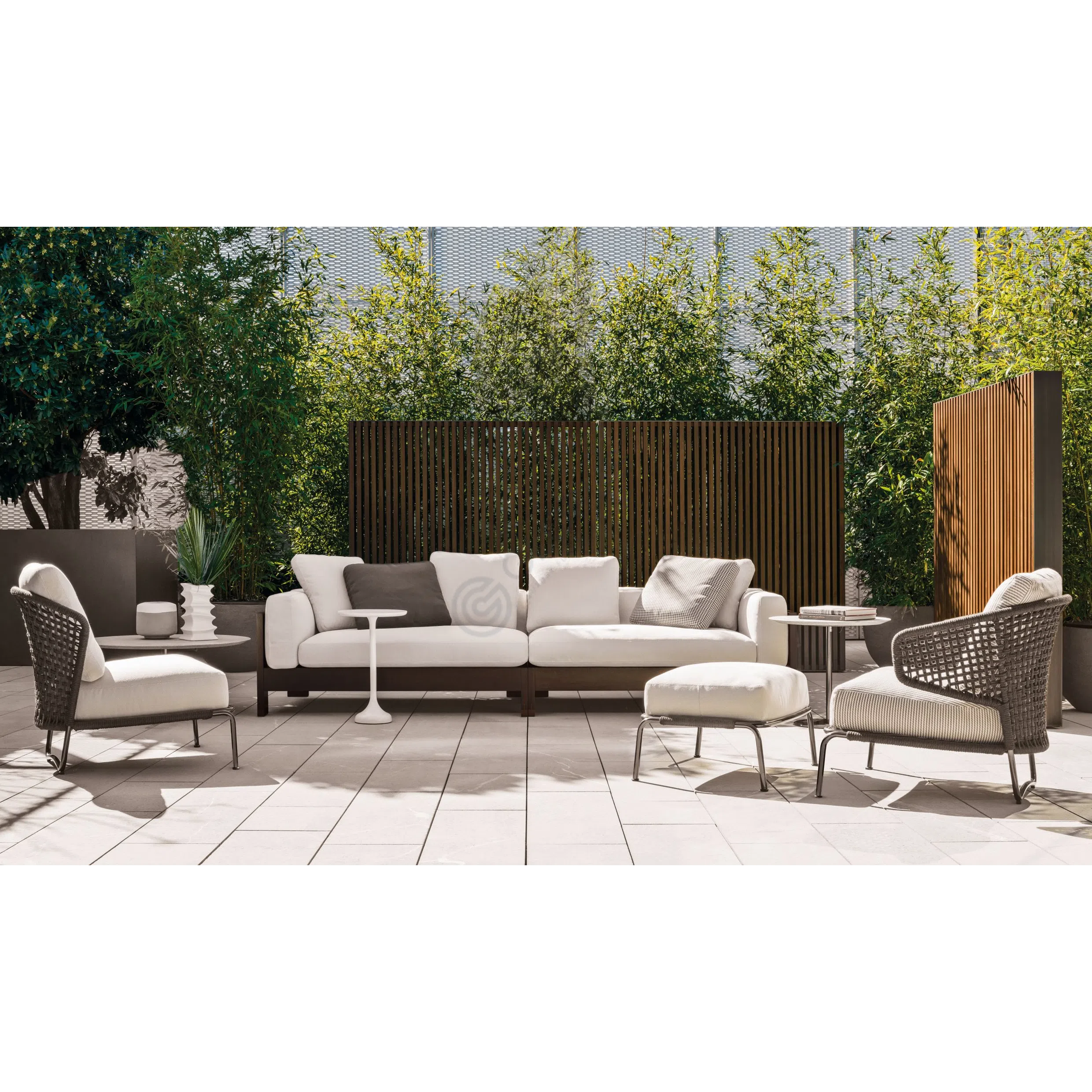 Outdoor armchair MINOTTI Aston