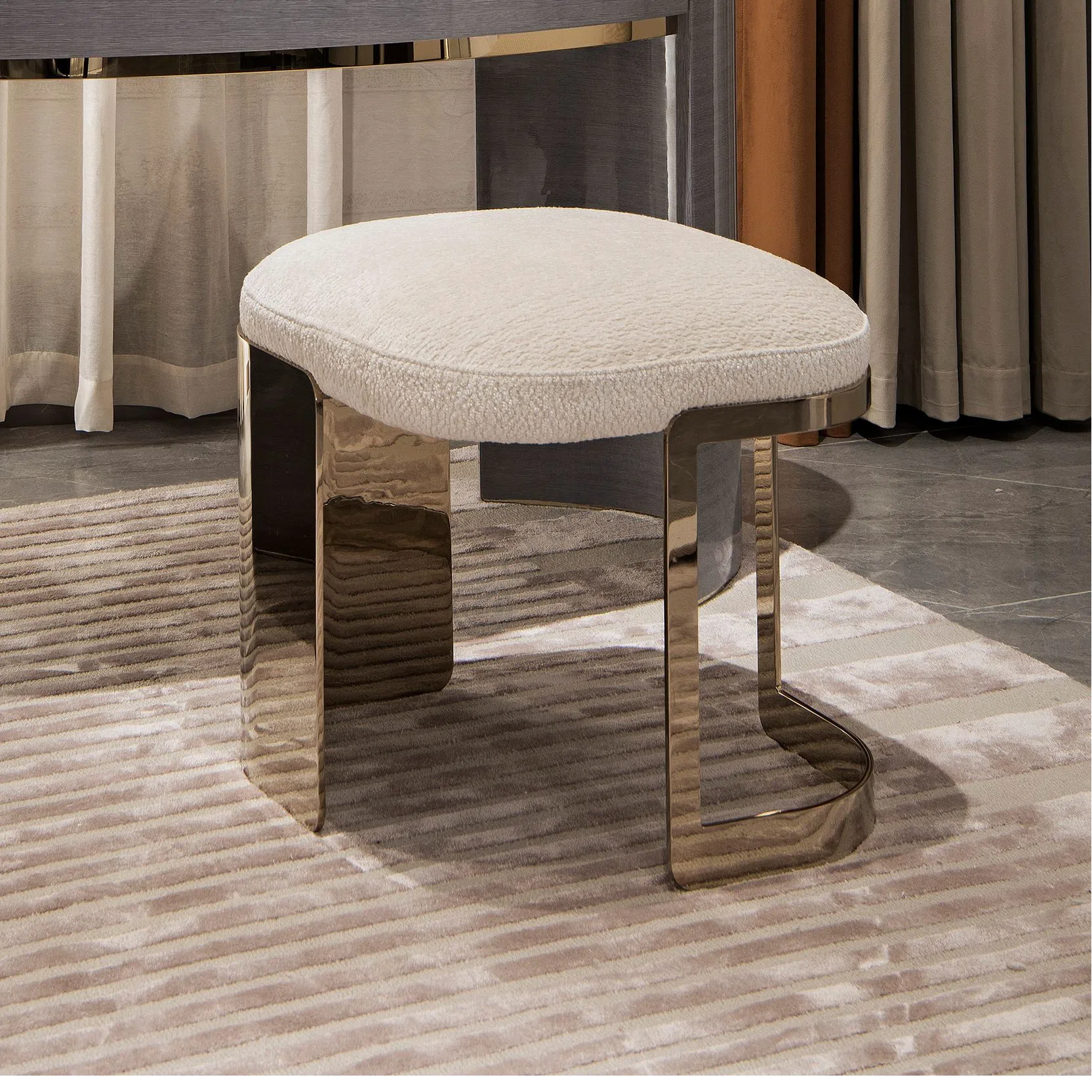 Pouf FENDI Bent
