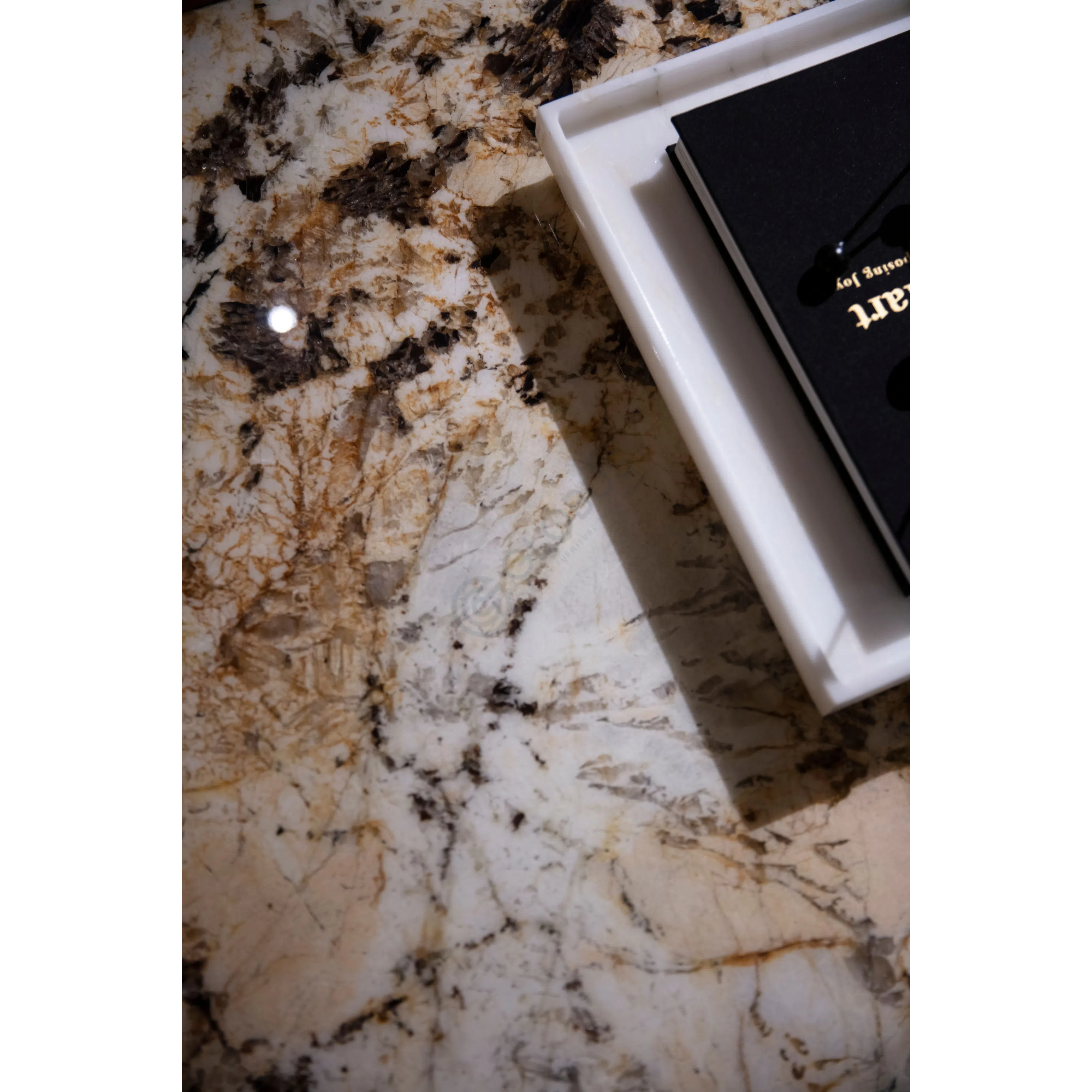 Coffee table Bucanica