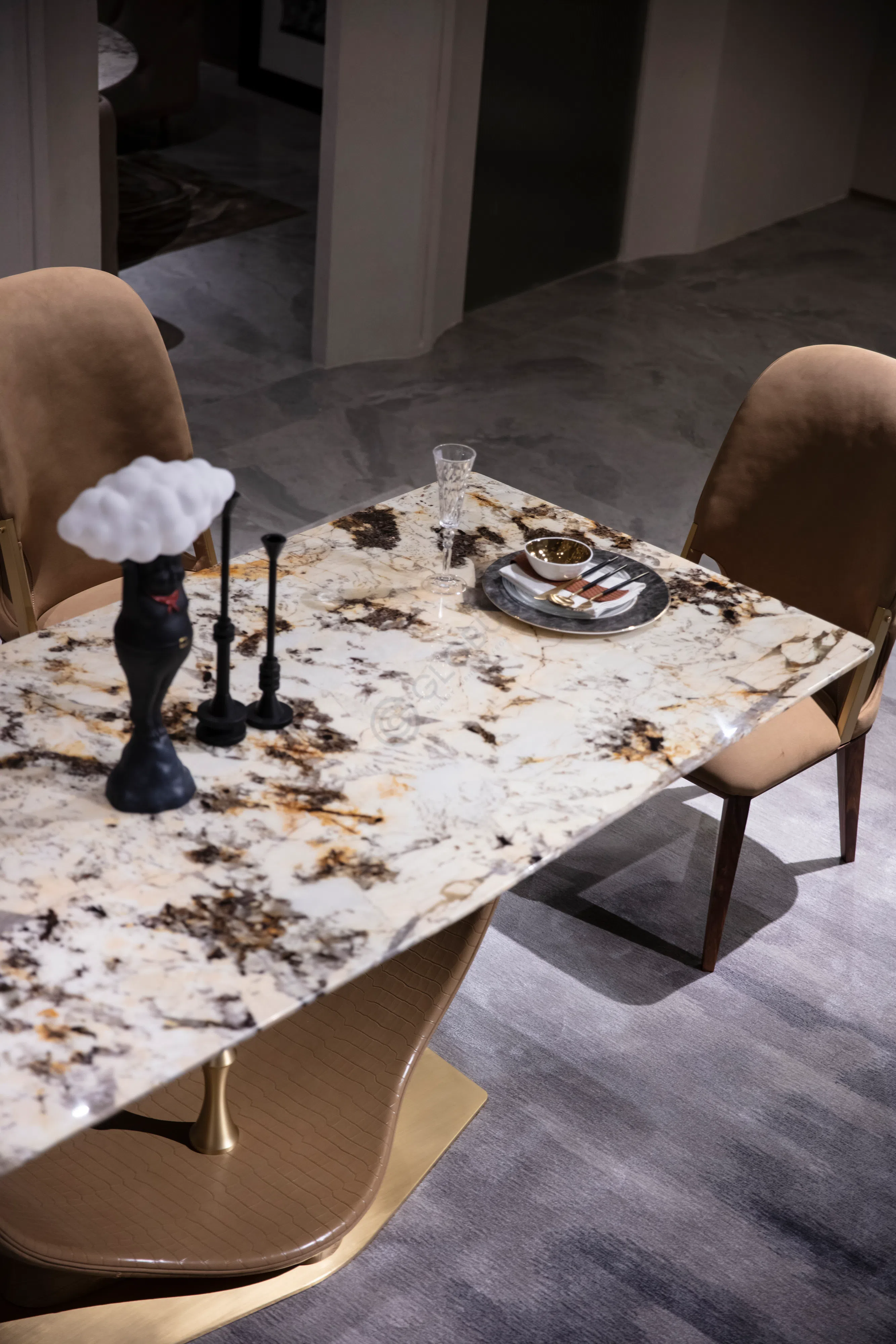 Dining table Parva