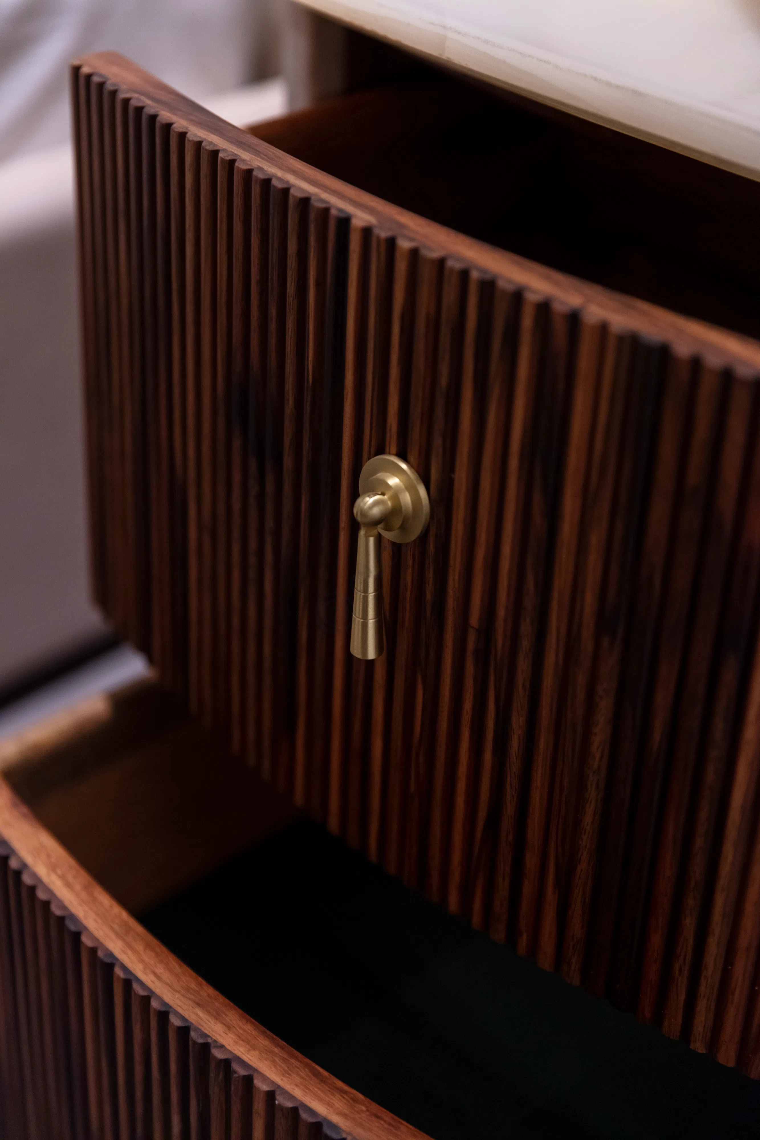 Bedside table Seroque