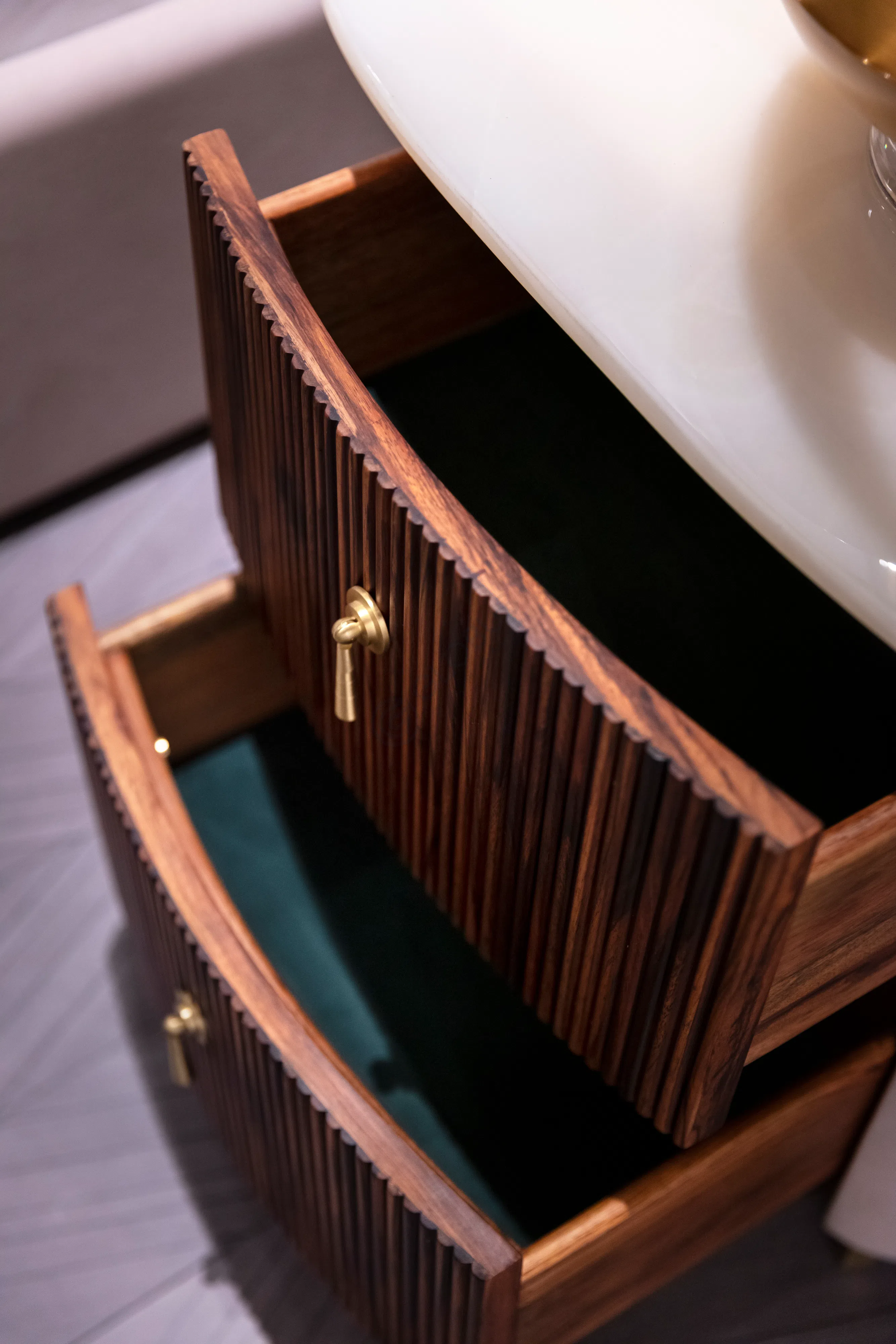 Bedside table Seroque