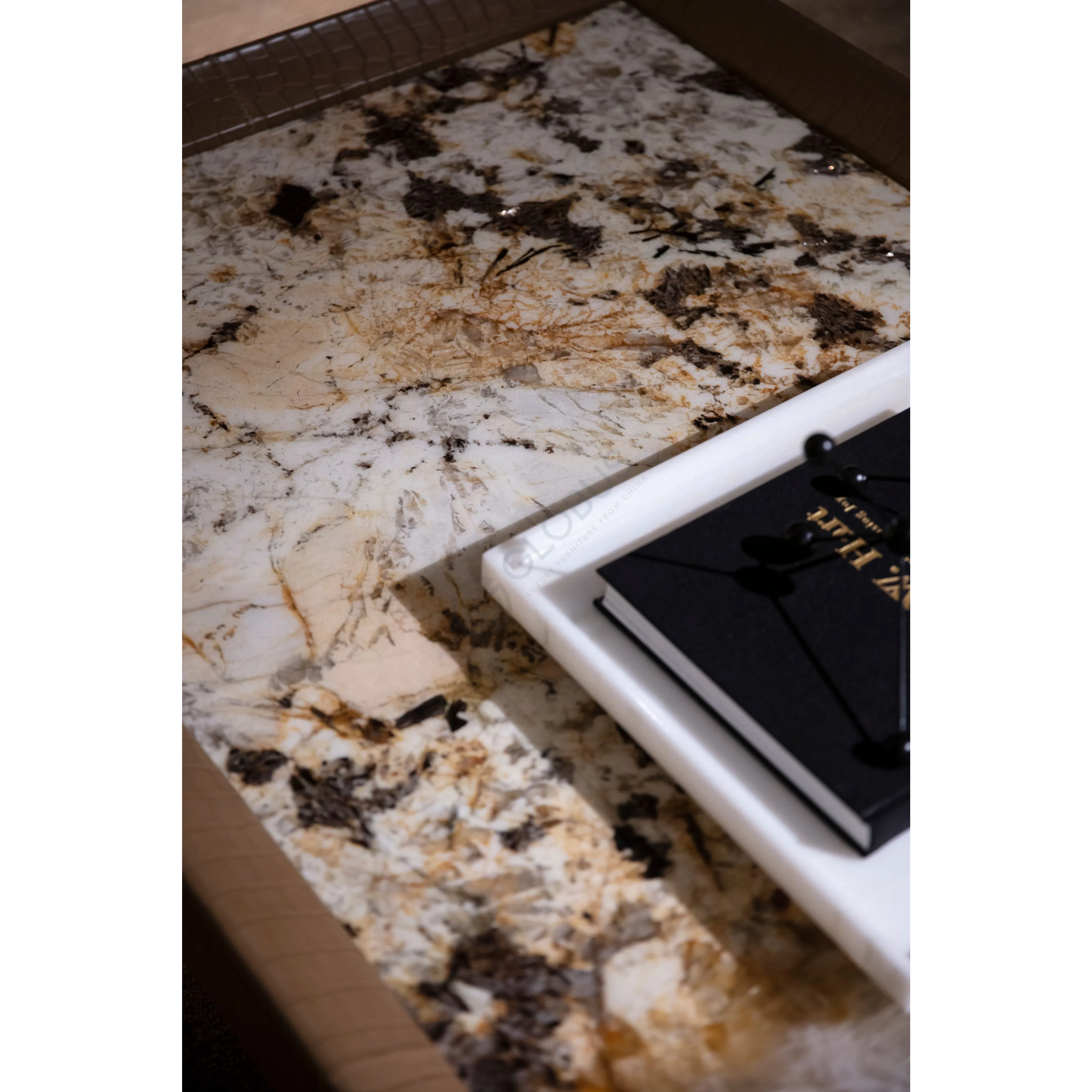 Coffee table Bucanica