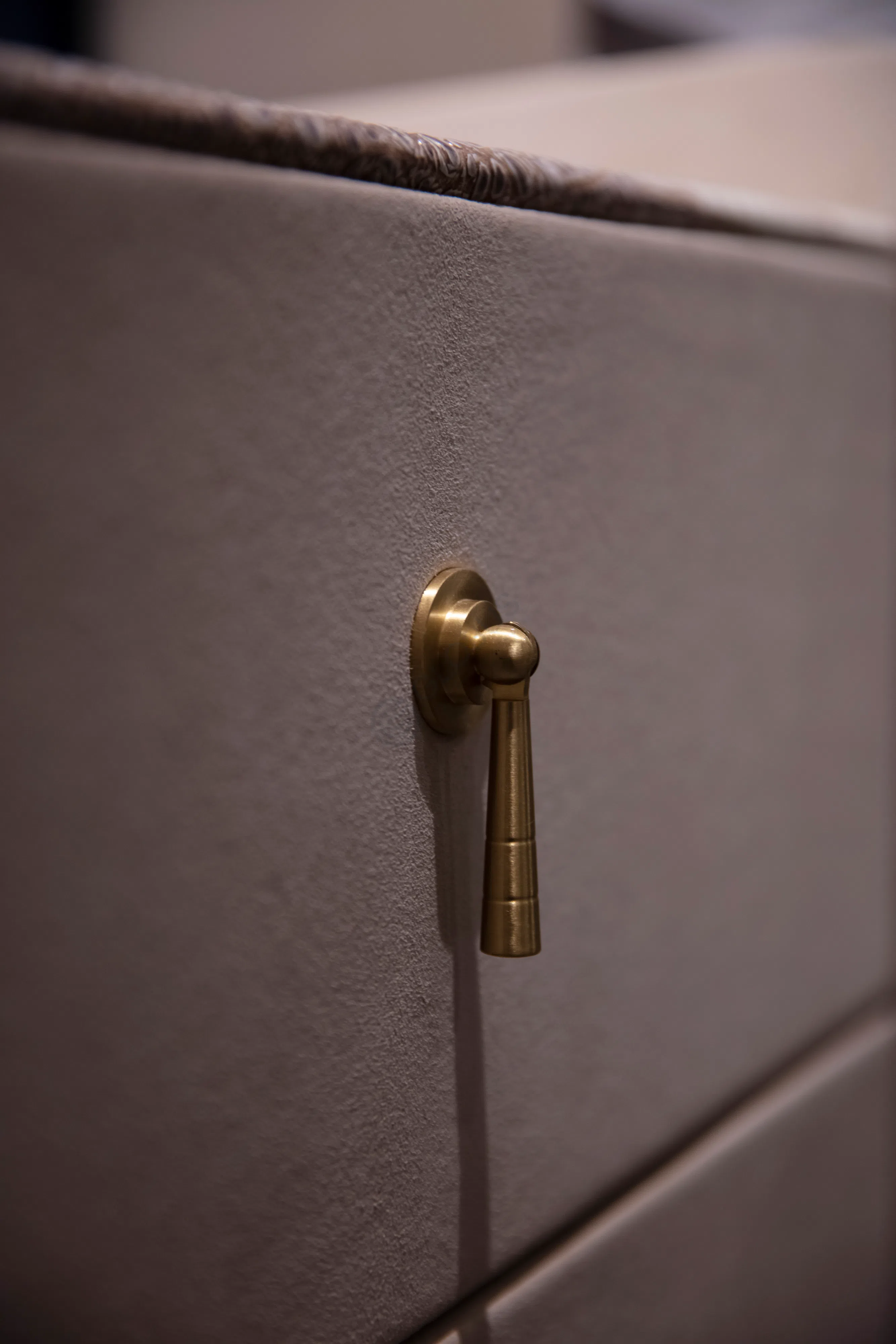 Bedside table Kalindi