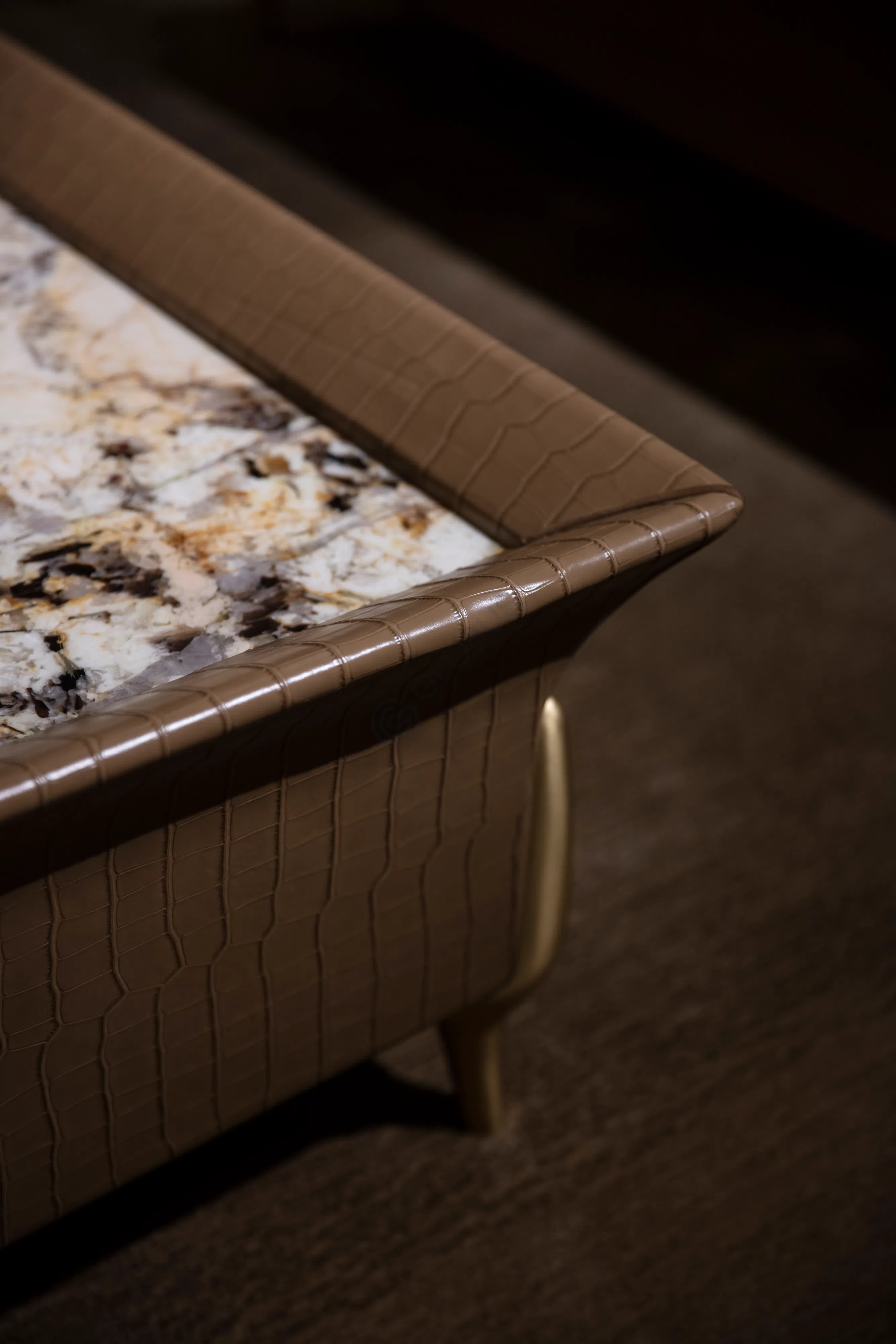 Coffee table Bucanica