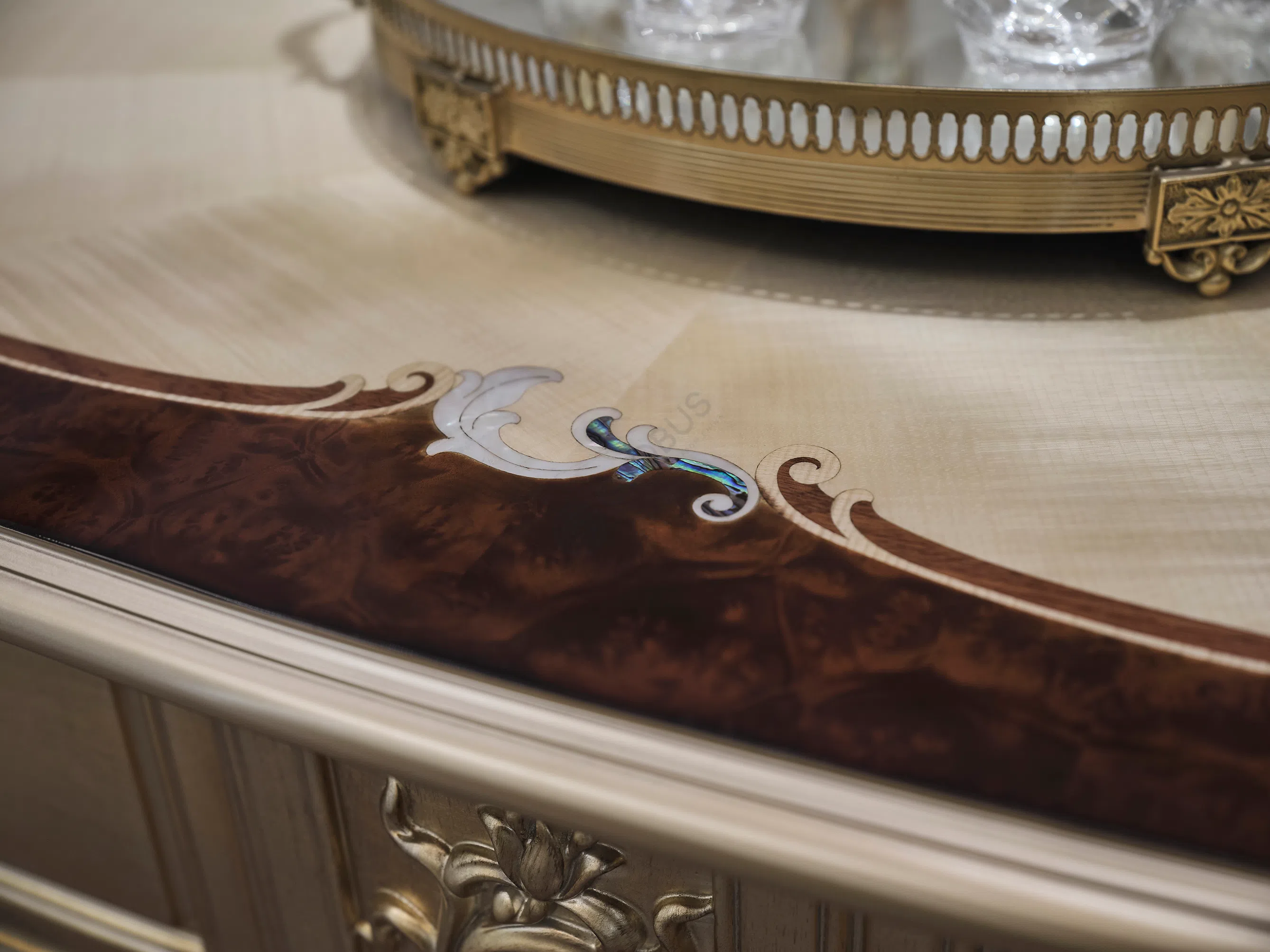 Coffee table Kolumbina