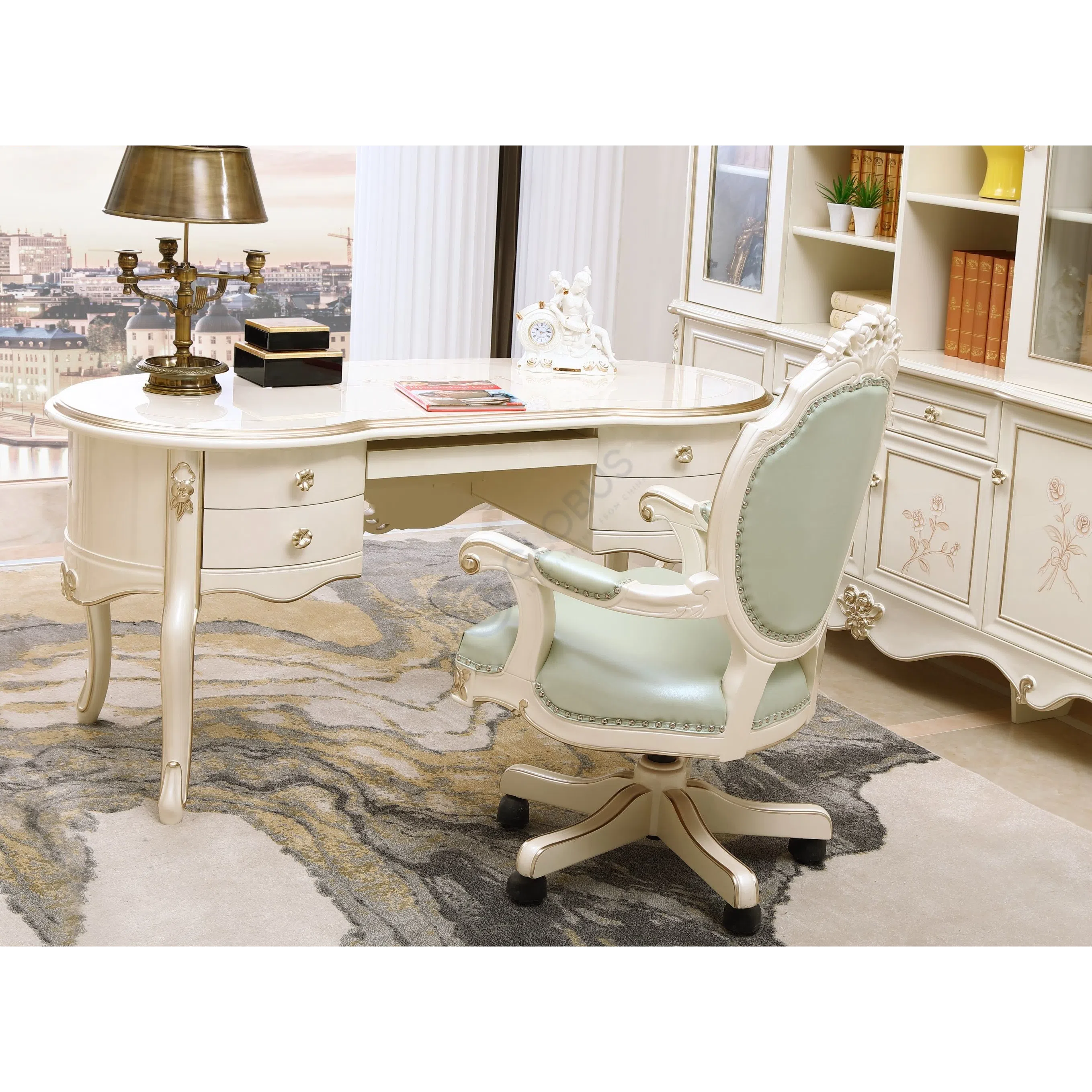 Стол для кабинета Vivacqua