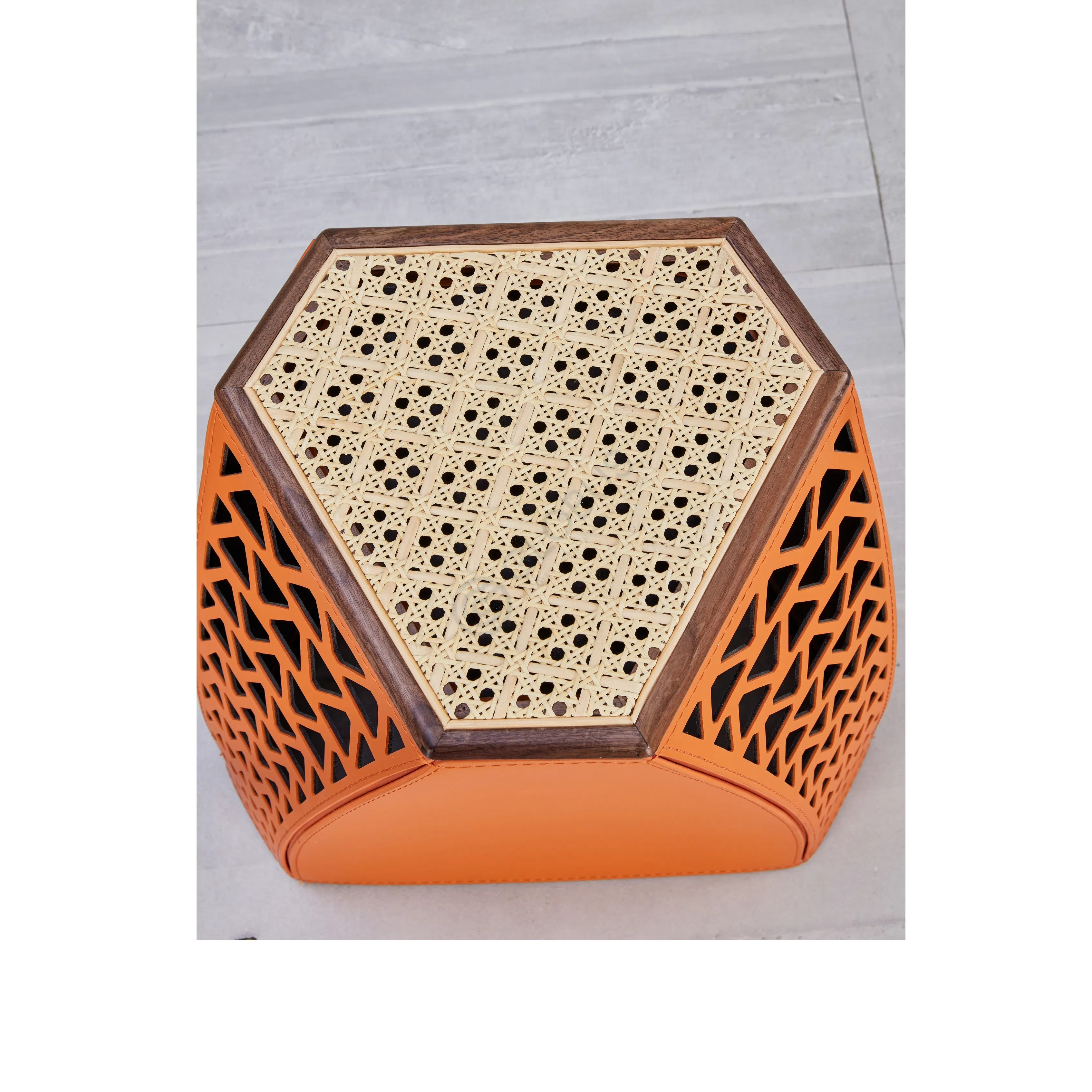 Табурет POLTRONA FRAU Hudson