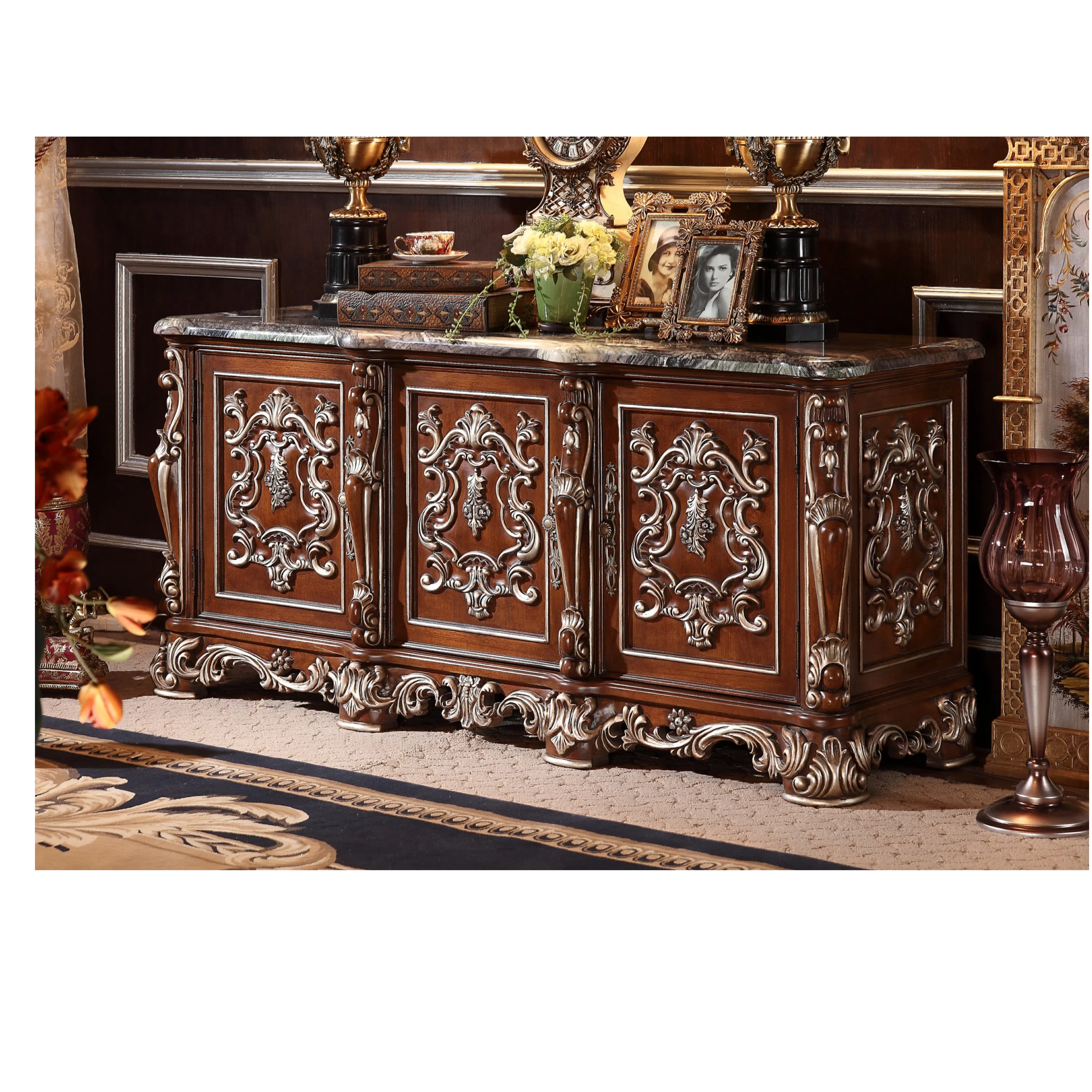 Cupboard Maestosa