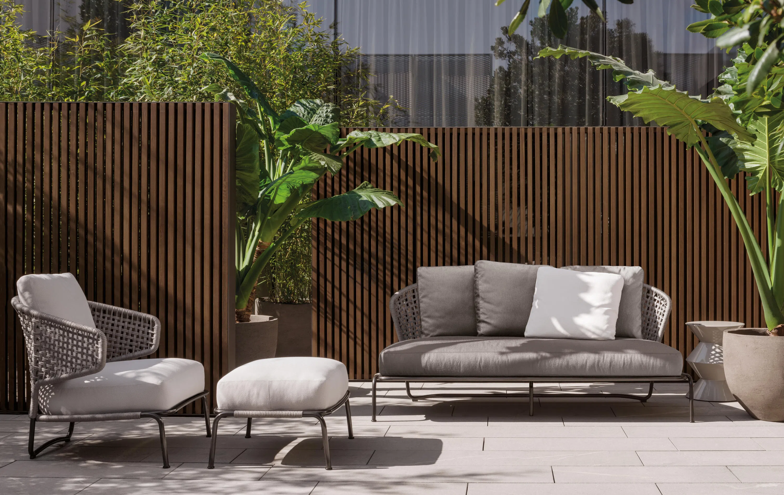 Outdoor sofa MINOTTI Aston