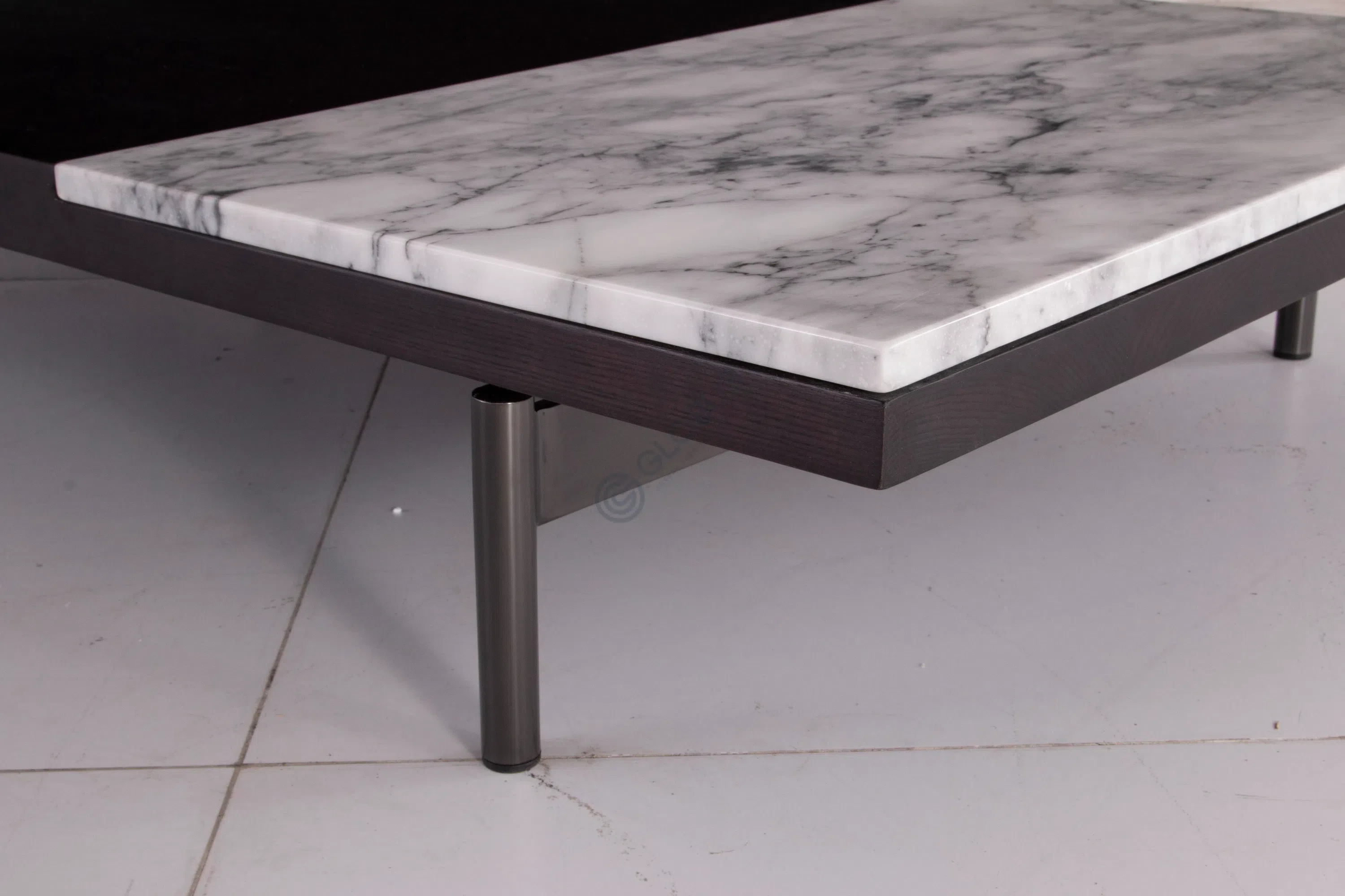 Coffee table Holstein