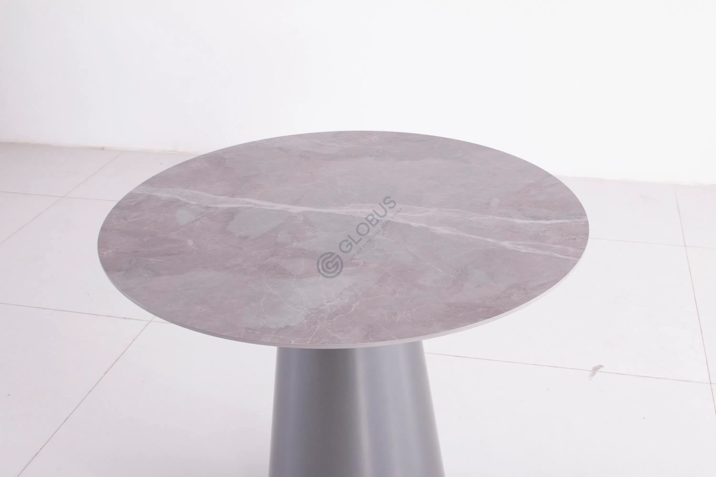 Dining table Rovezzare