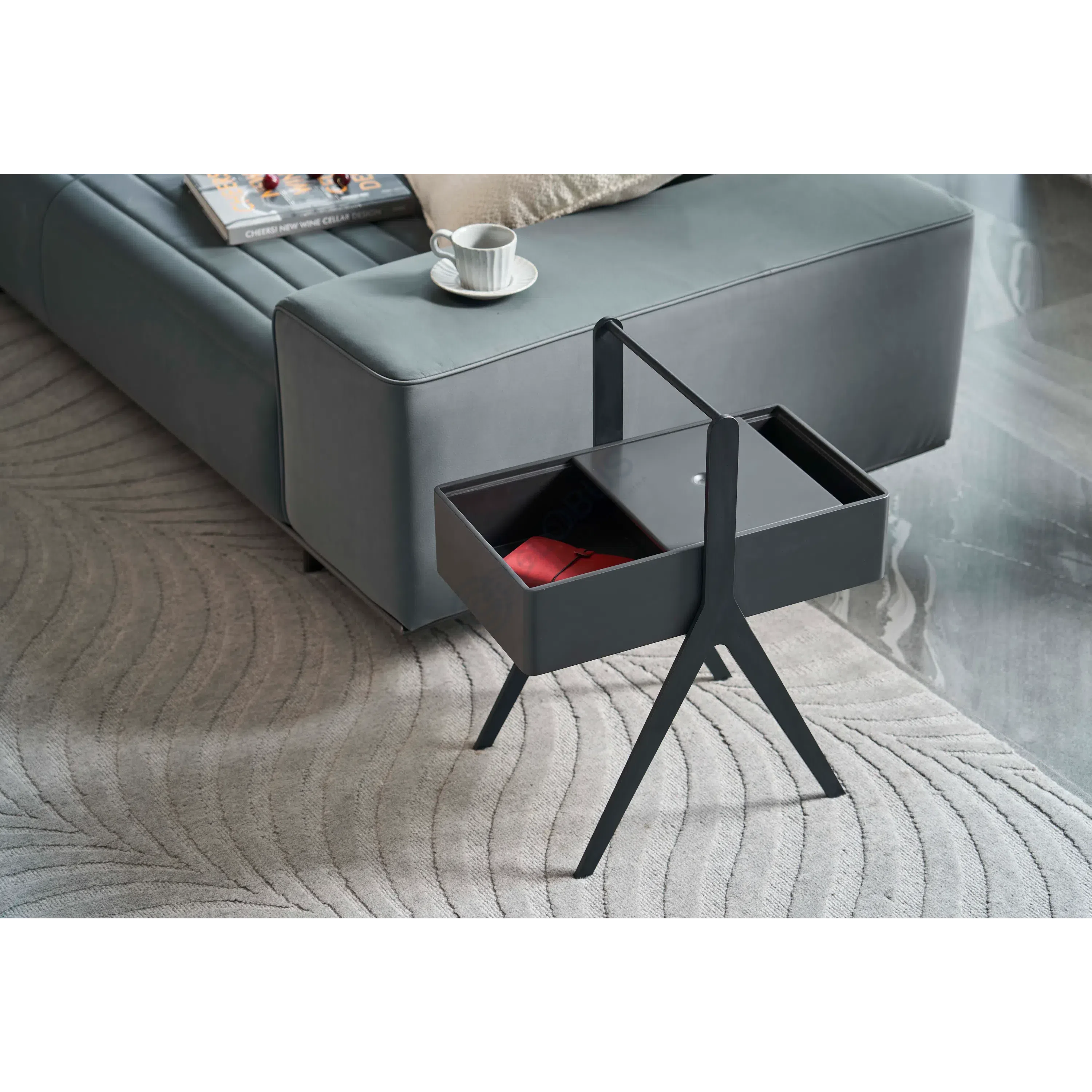 Угловой столик LIGNE ROSET Picnic