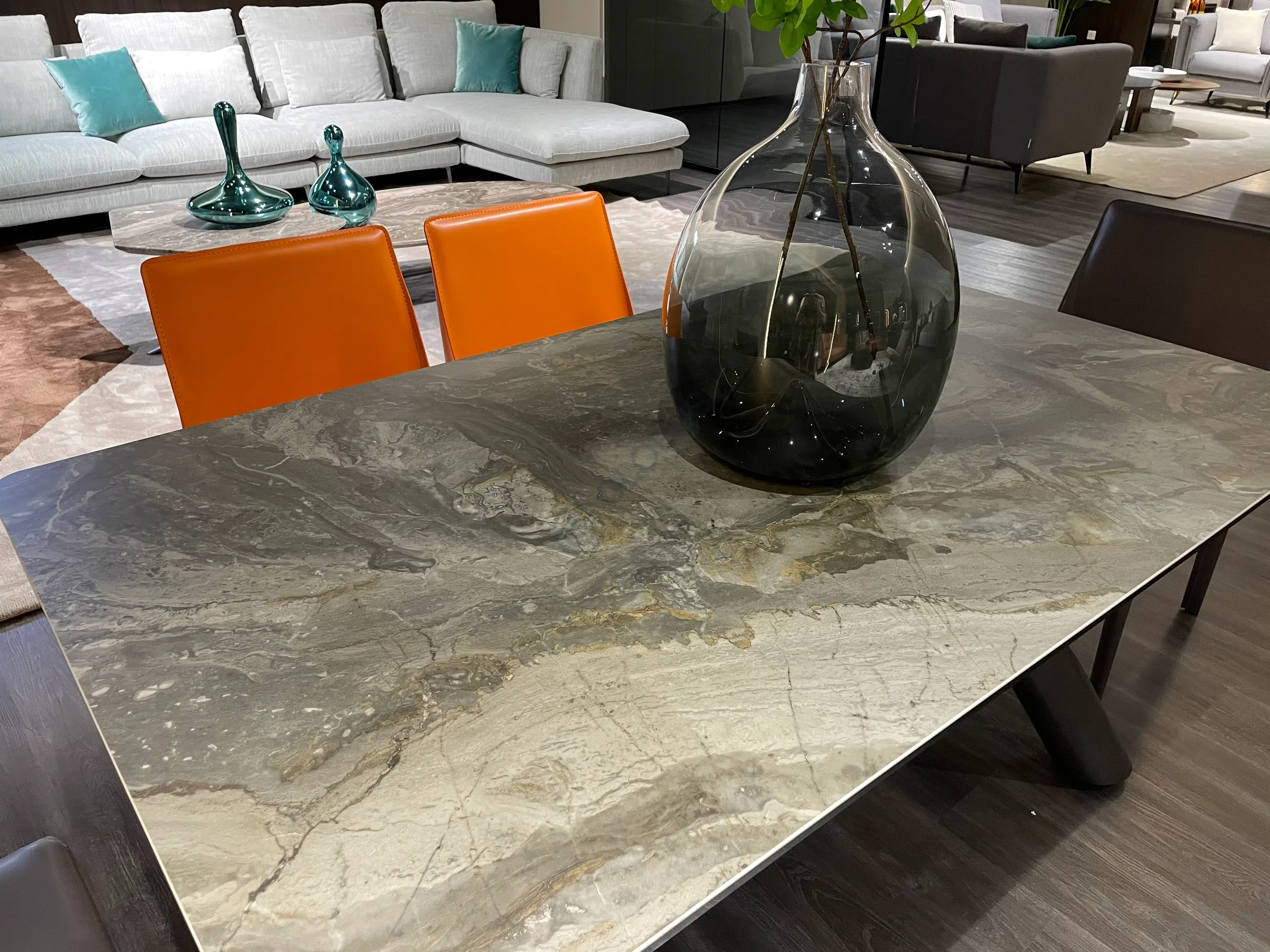 Dining table Yanelly