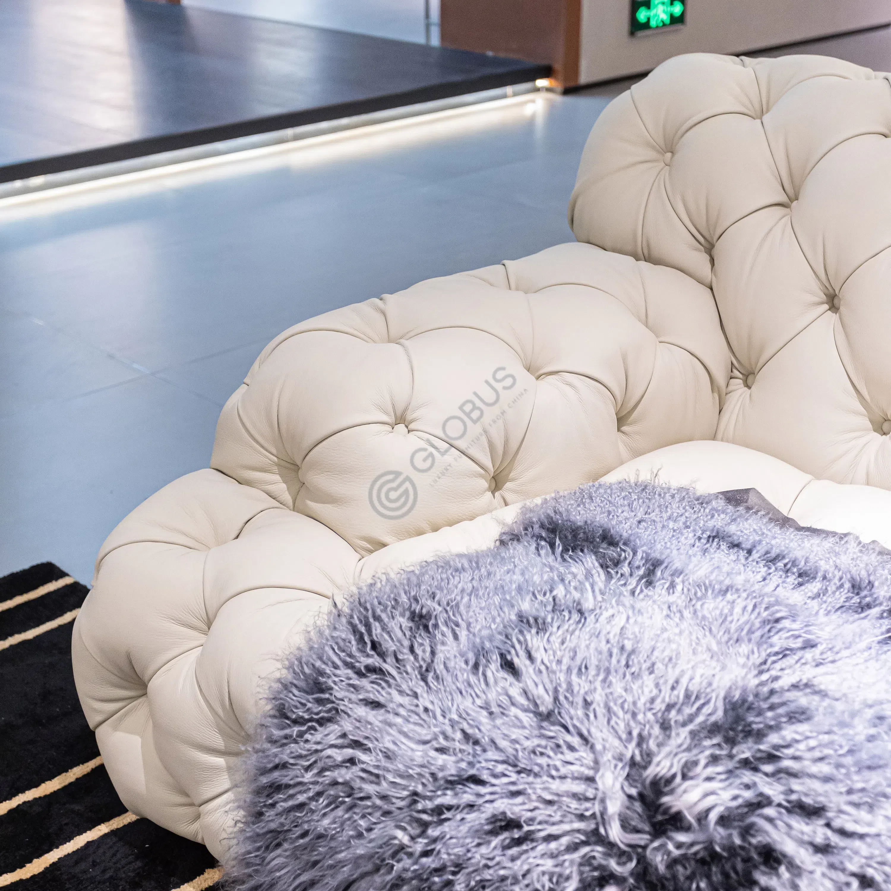 Sofa MERIDIANI Norton Capitonne