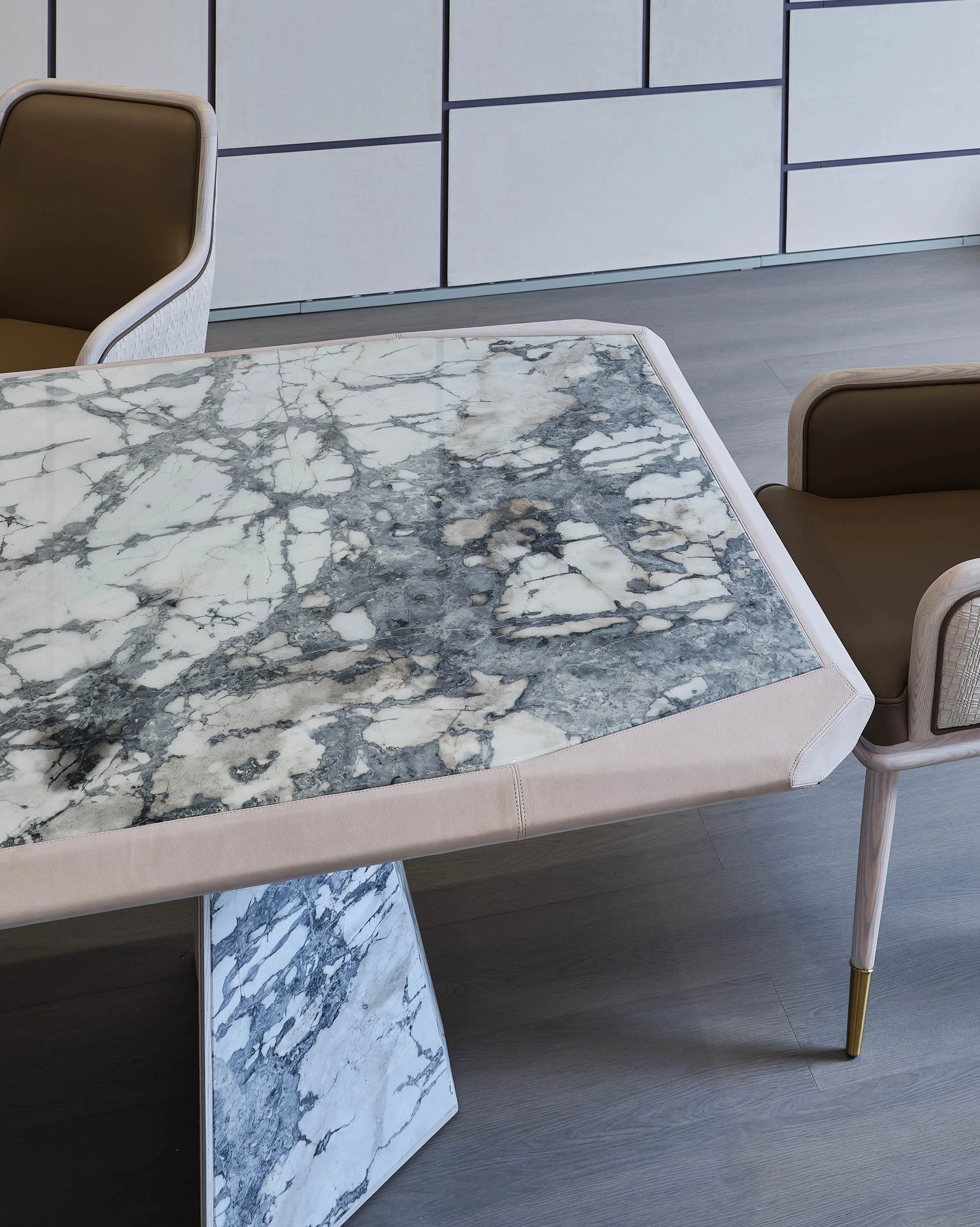 Dining table Viaggio