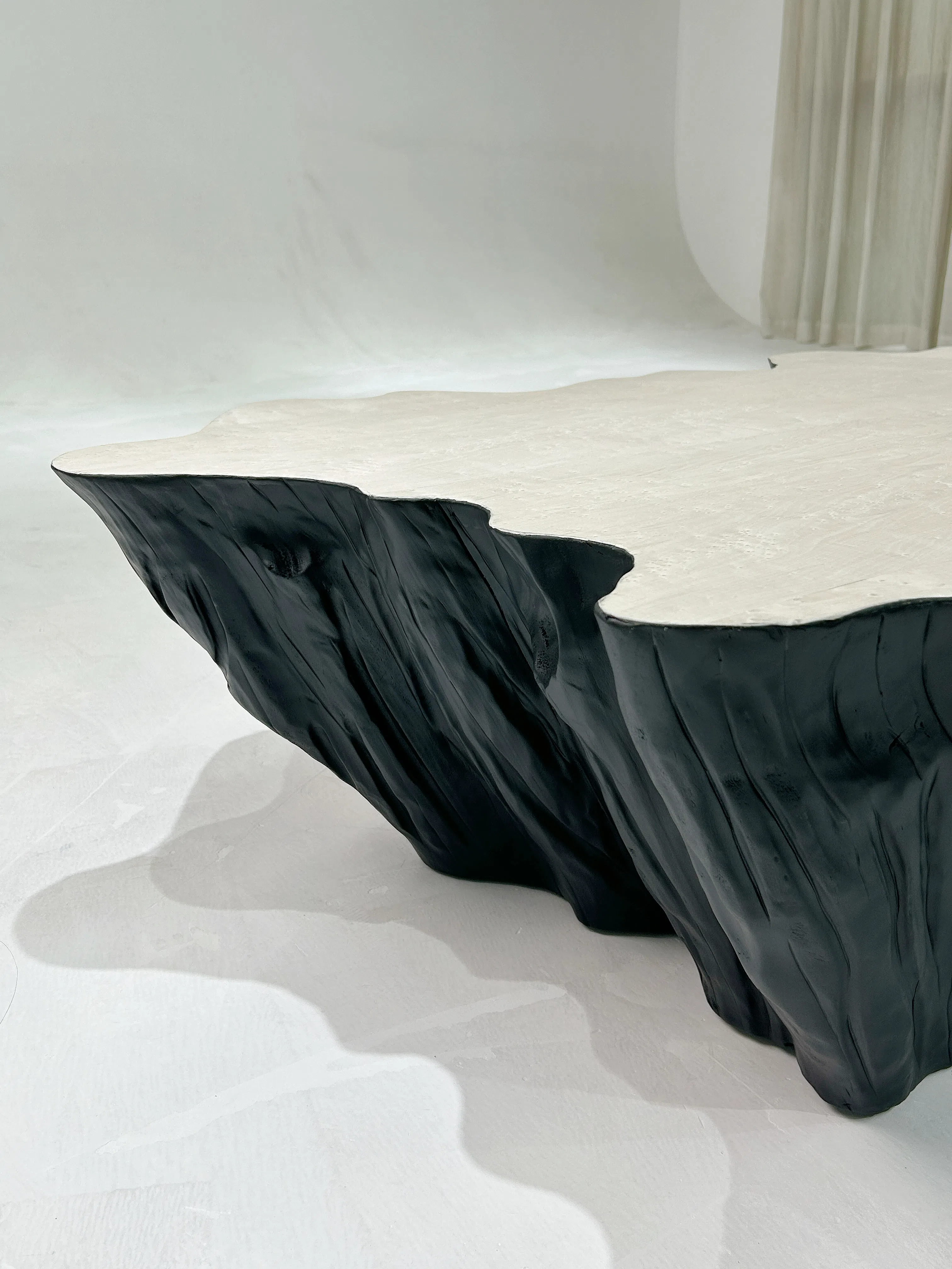 Coffee table Elegaro