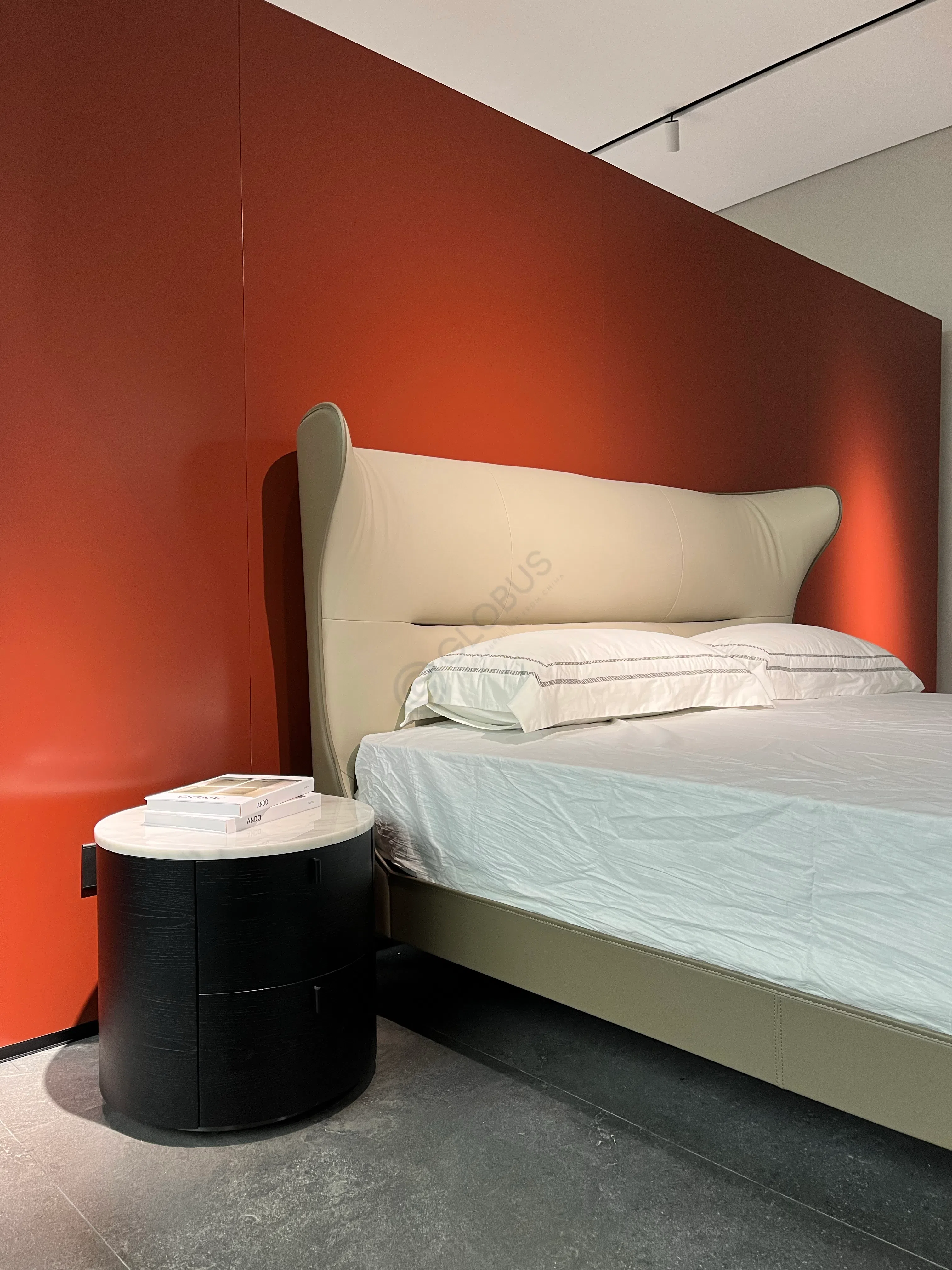 Bed POLTRONA FRAU Mamy Blue