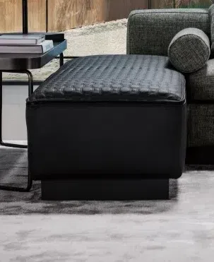 Ottoman MINOTTI Yang