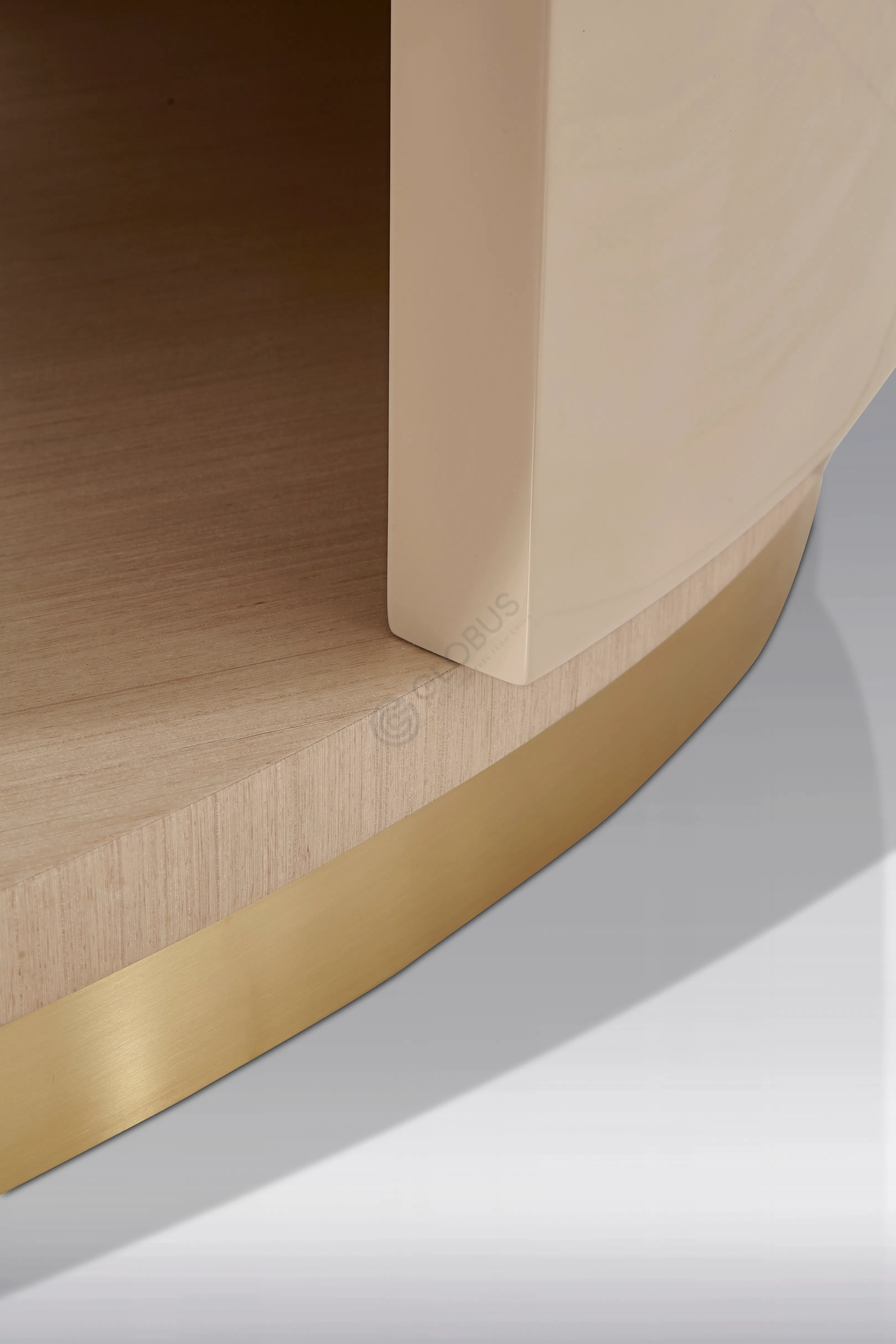 Coffee table Sospirante