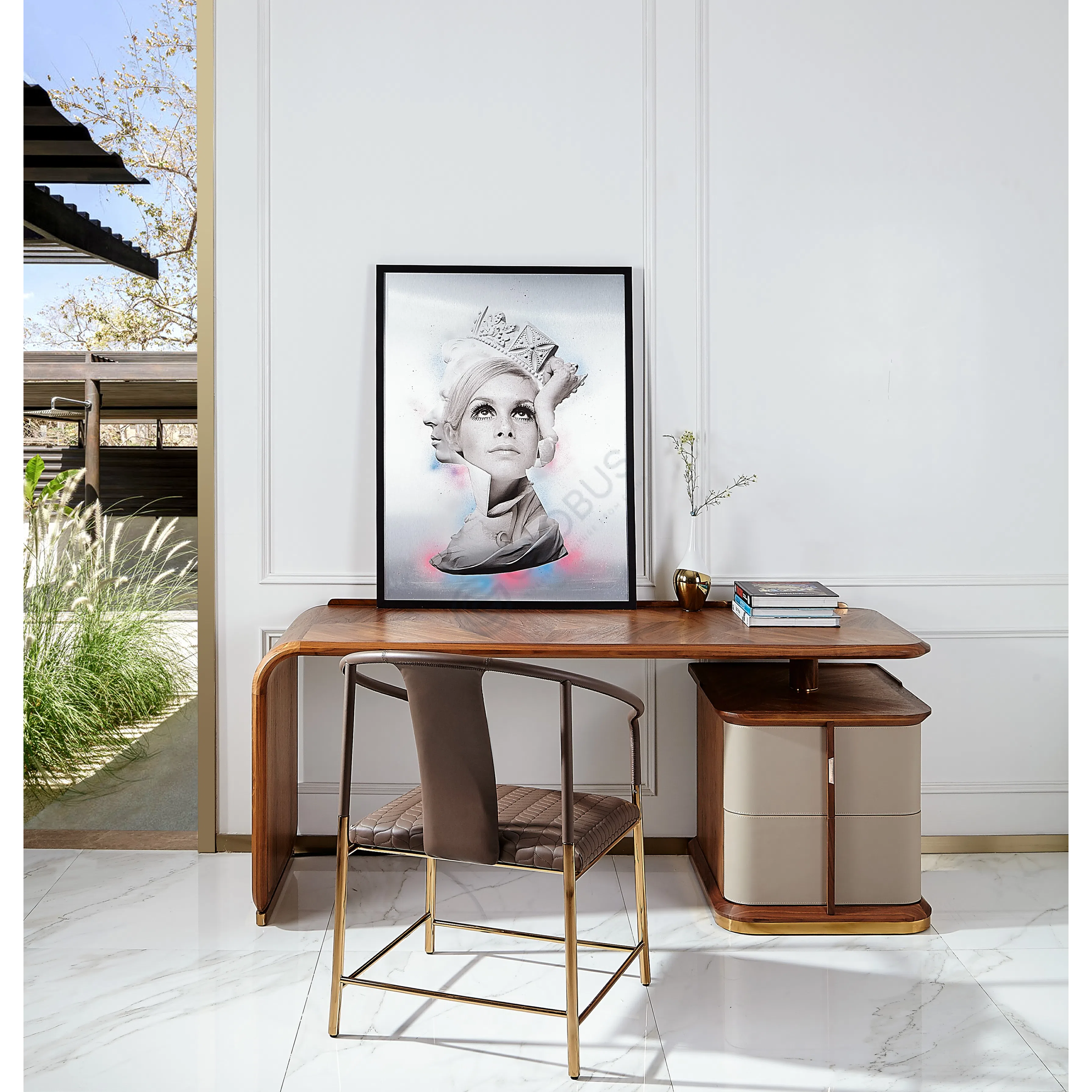 Desk Moderna