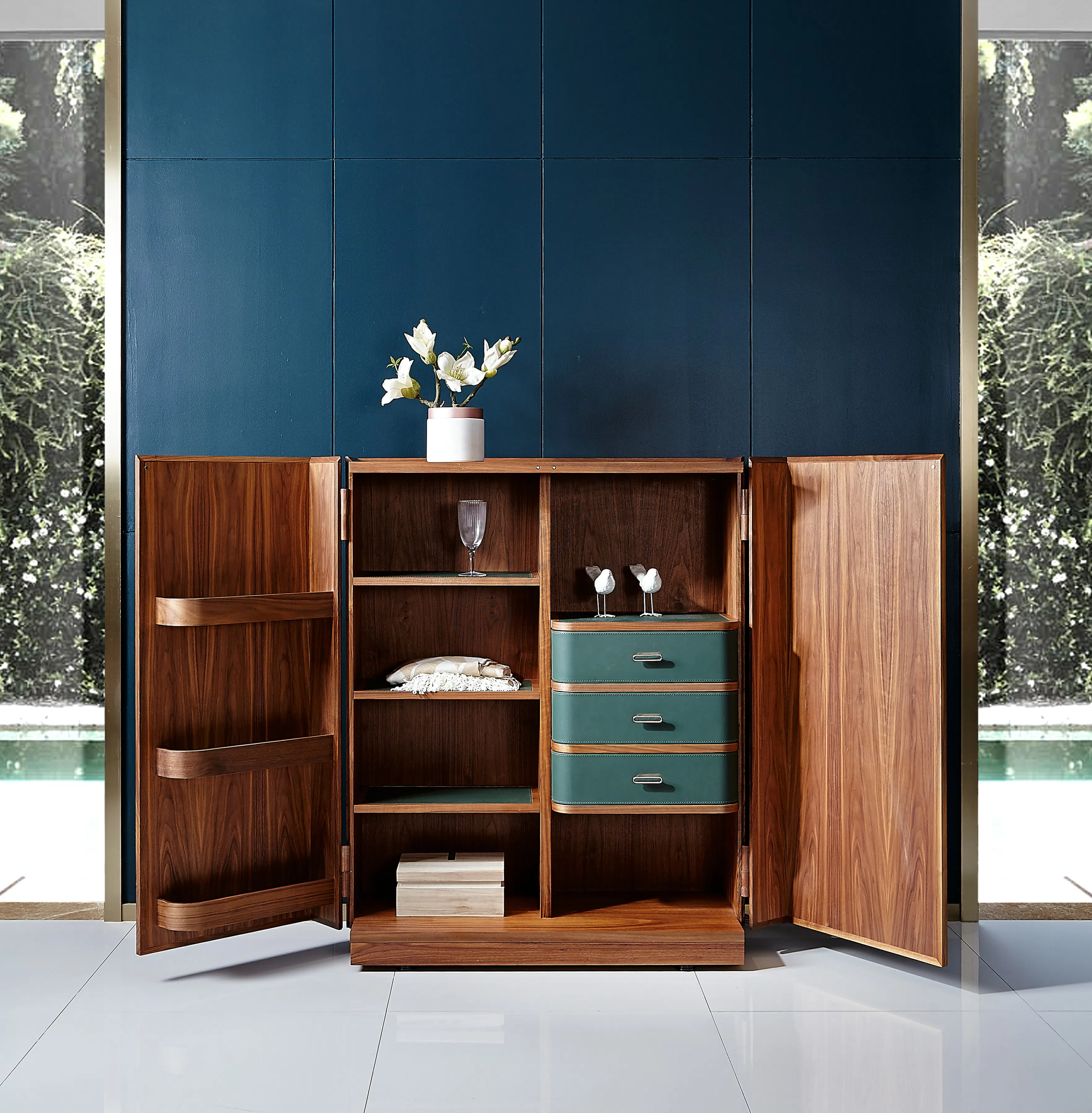 Wine cabinet Kavanya