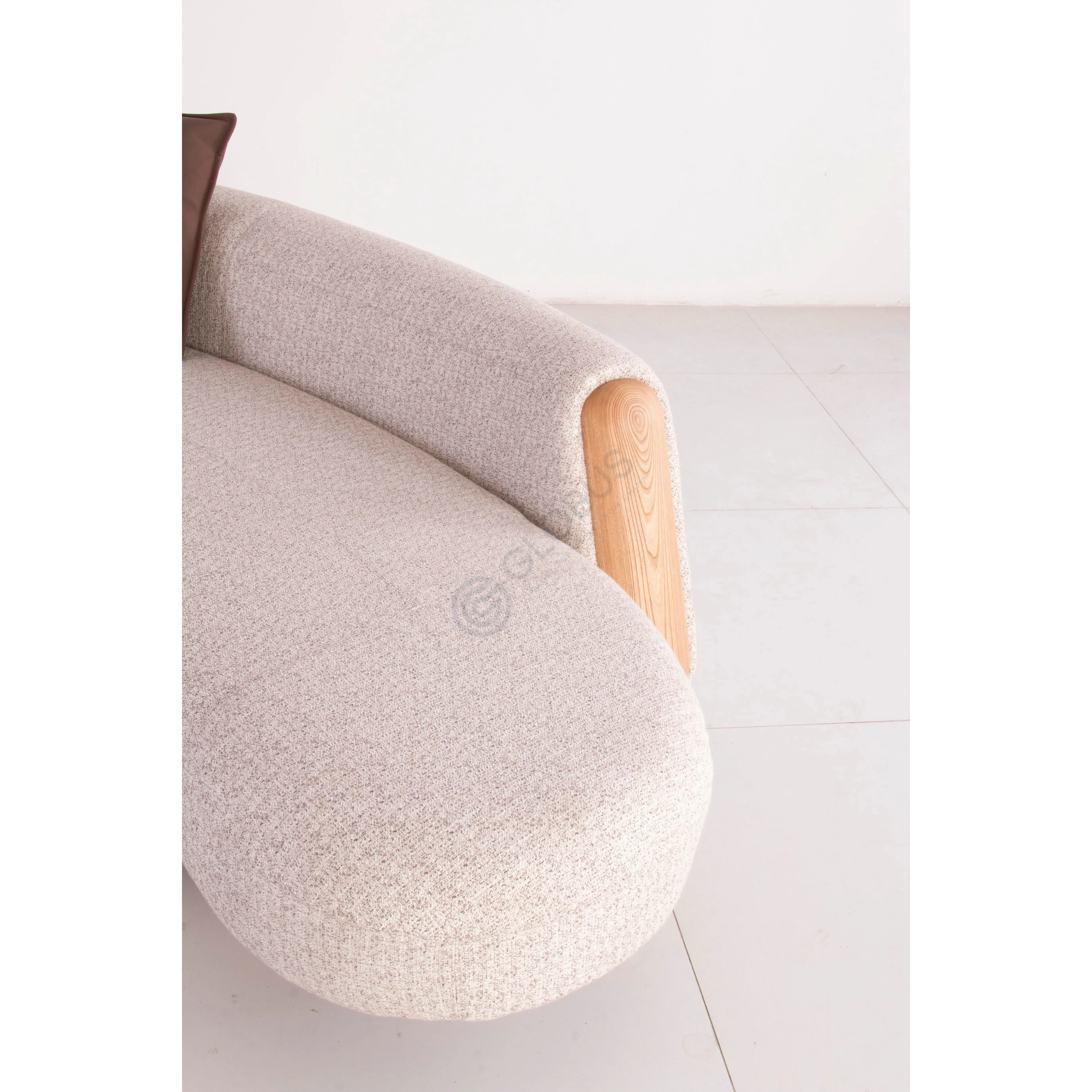 Couch ENNE Suspence B