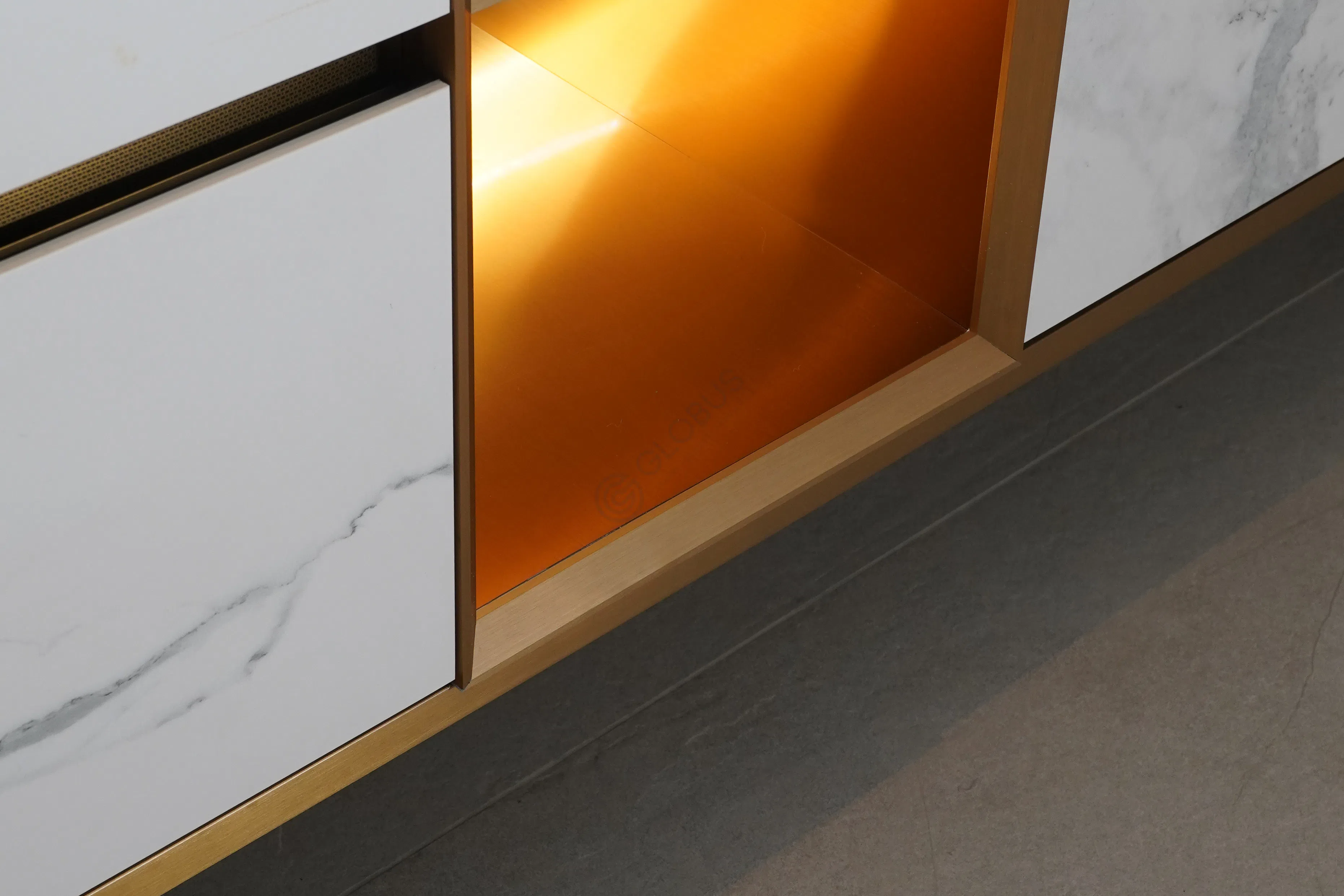 Bathroom cabinet Xochi