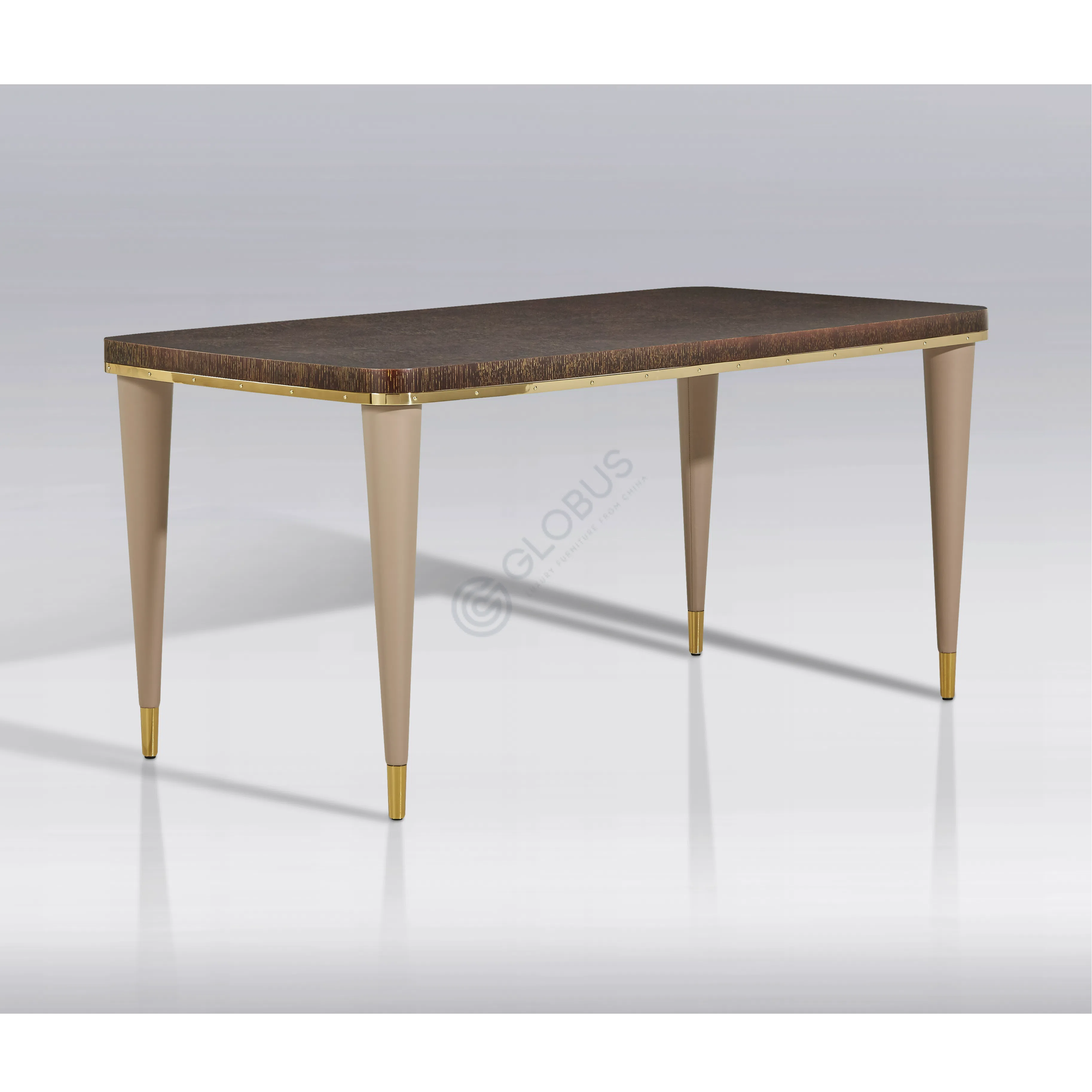 Dining table Reverberate
