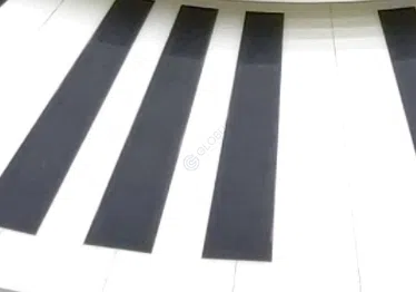 Dining table Bustornia