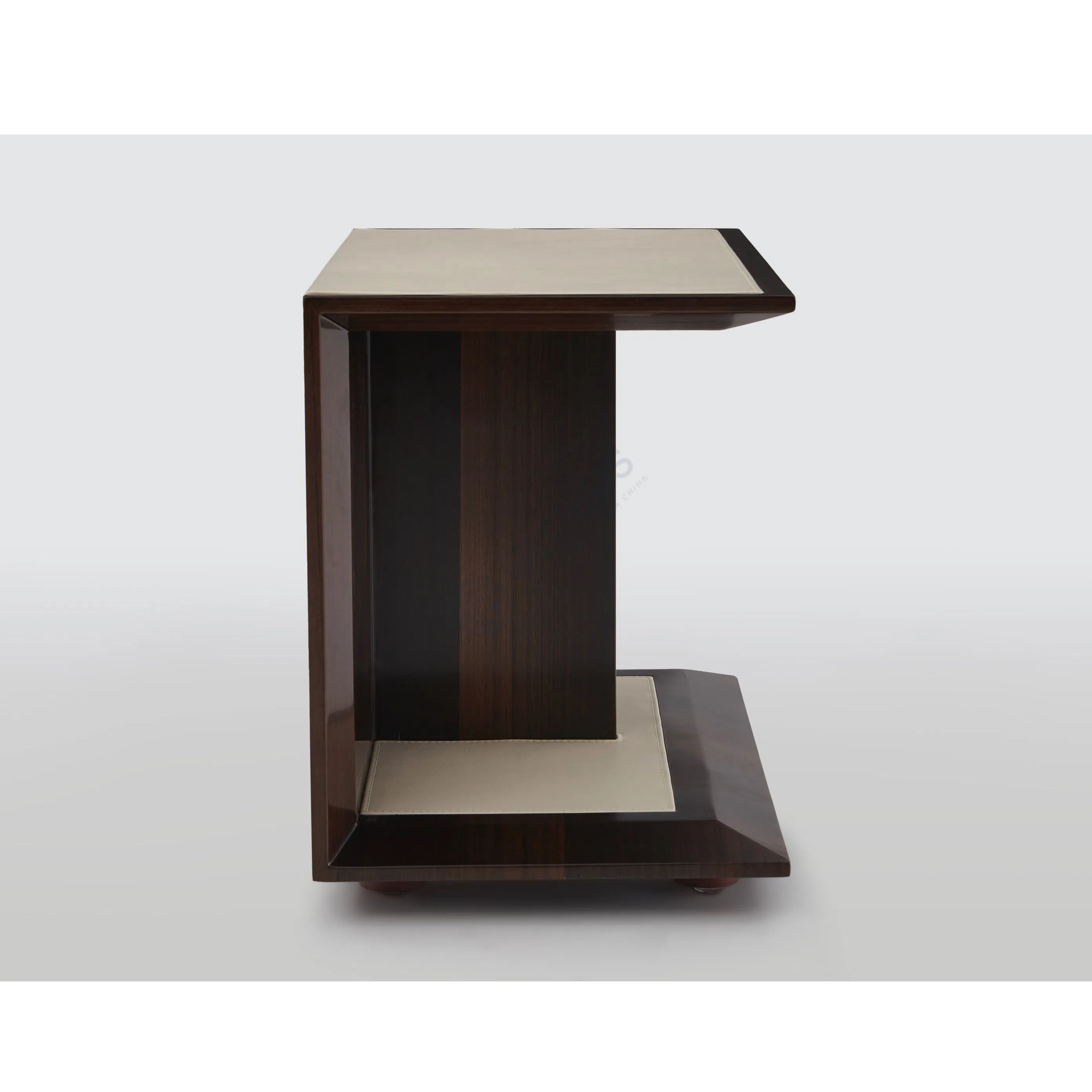 Side table VISIONNAIRE Auryn