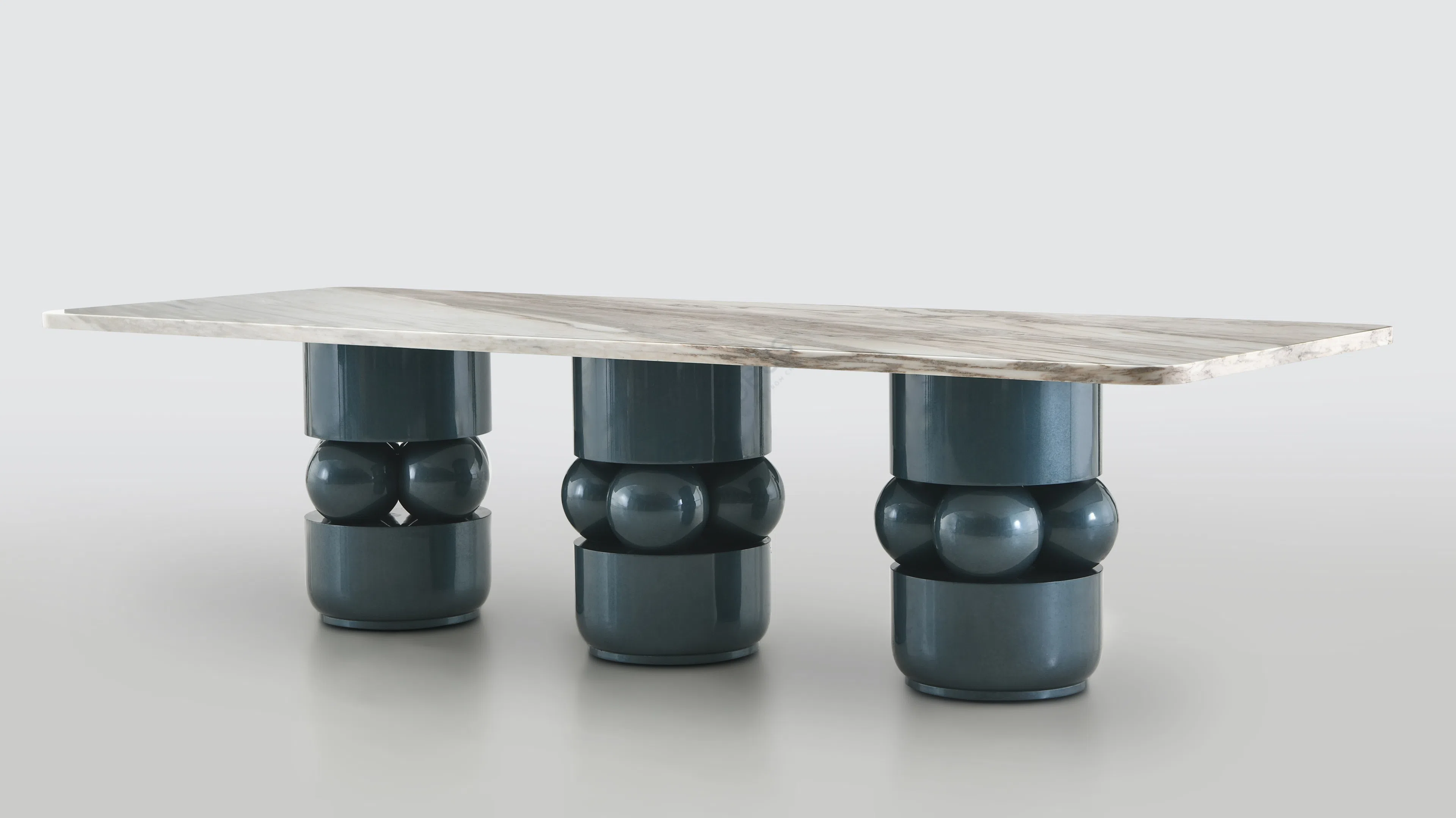 Dining table Solevana