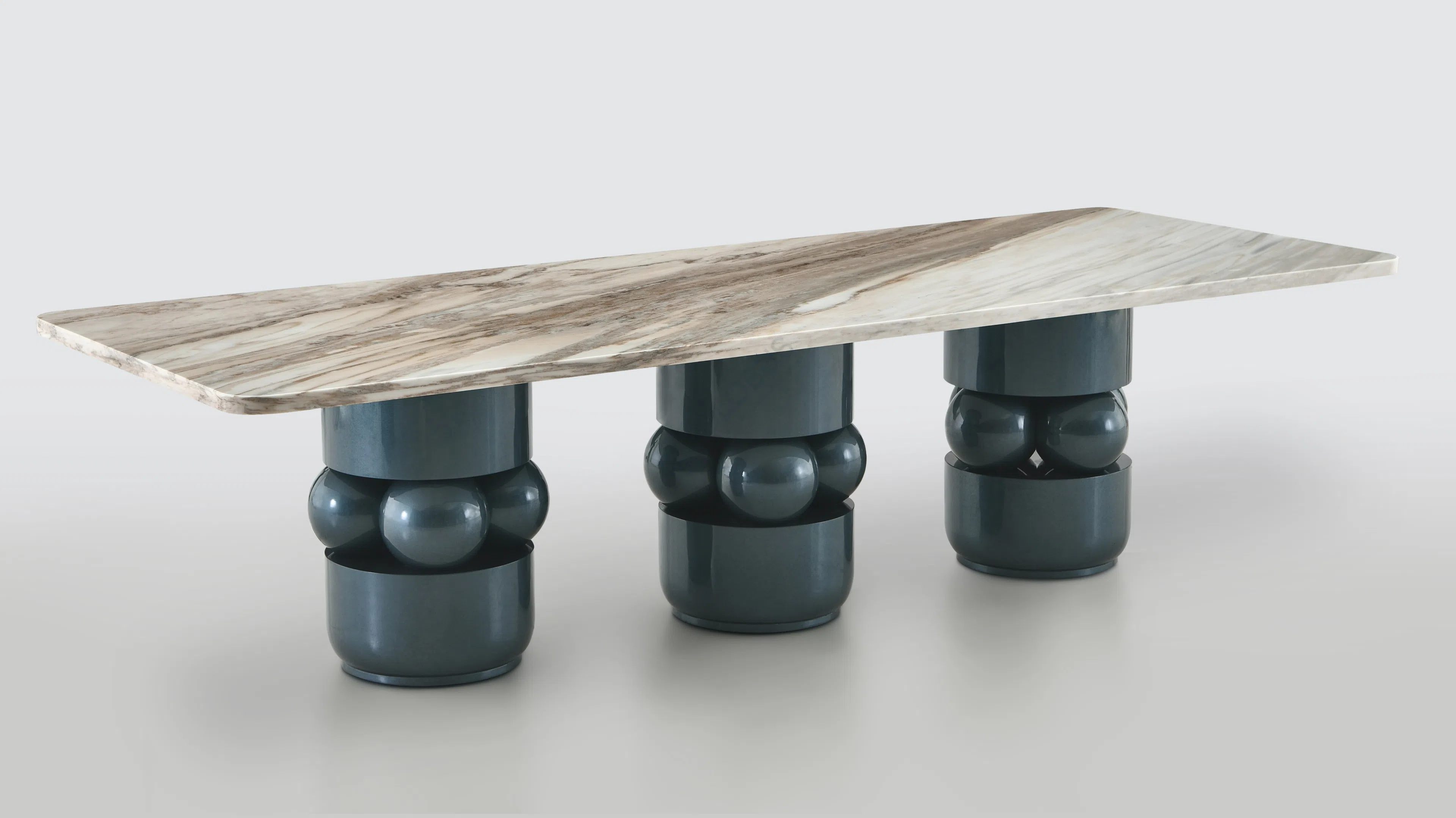Dining table Solevana