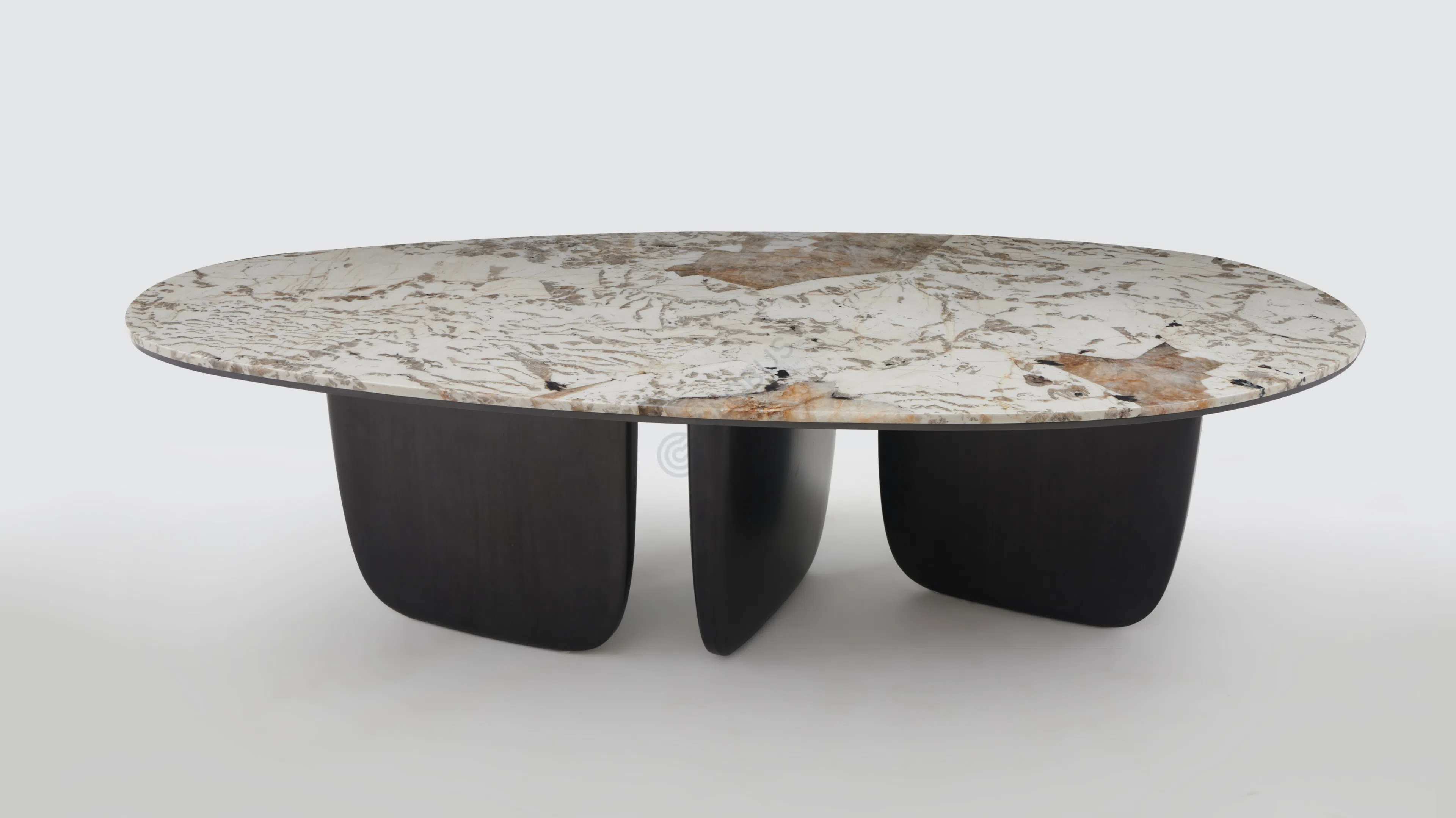 Dining table Luxadoria