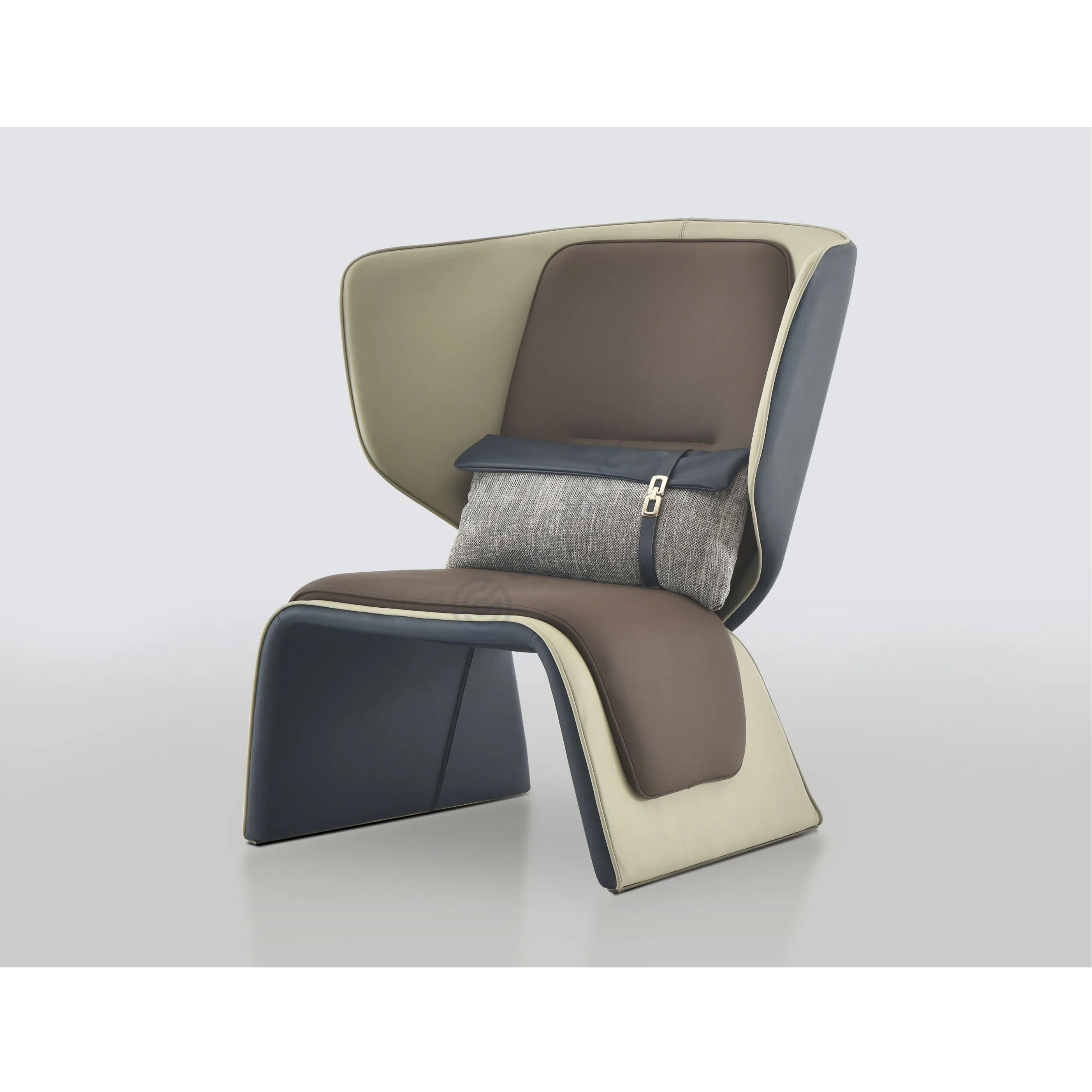 Armchair PATRICIA URQUIOLA Gender