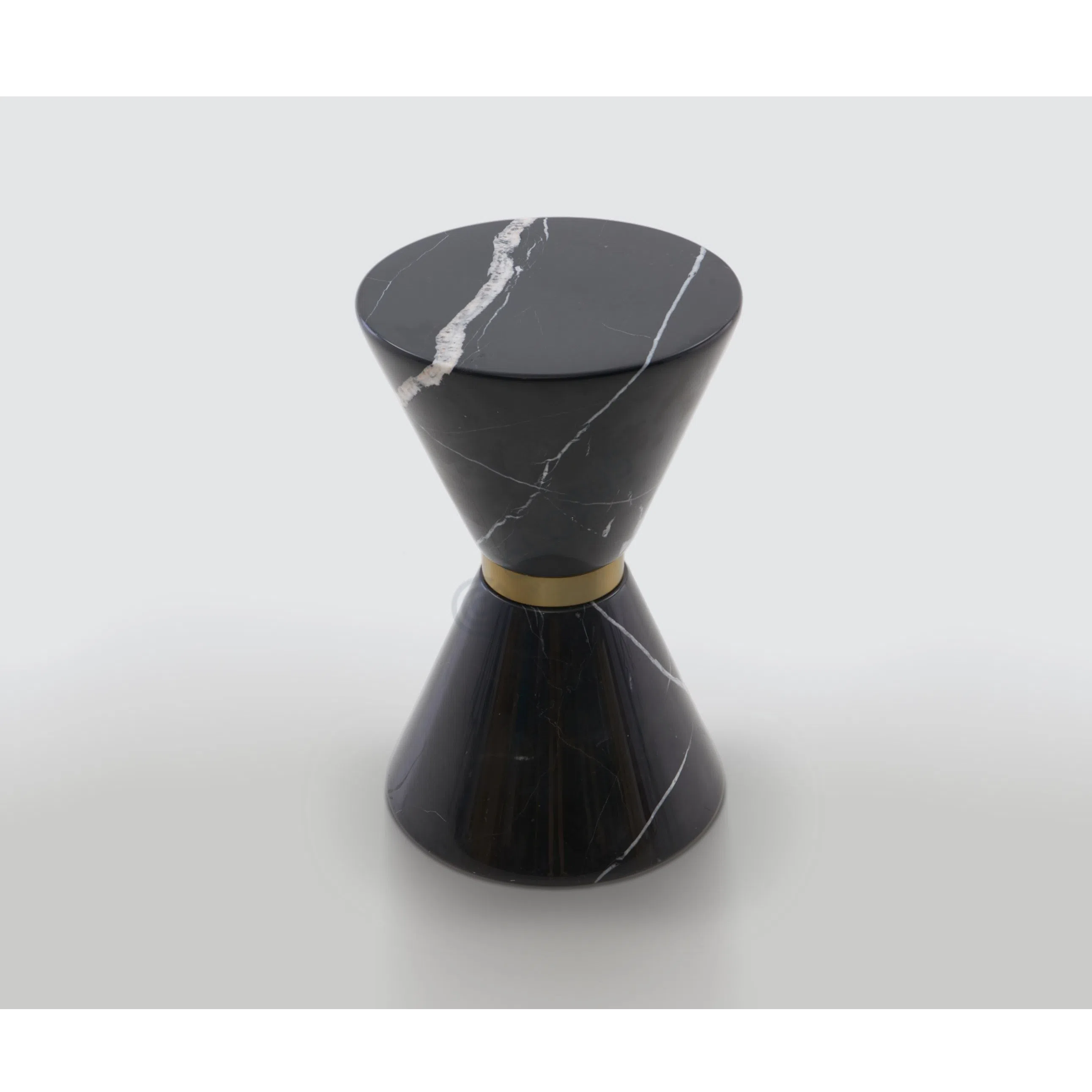 Side table ESSENTIAL HOME Vinicius